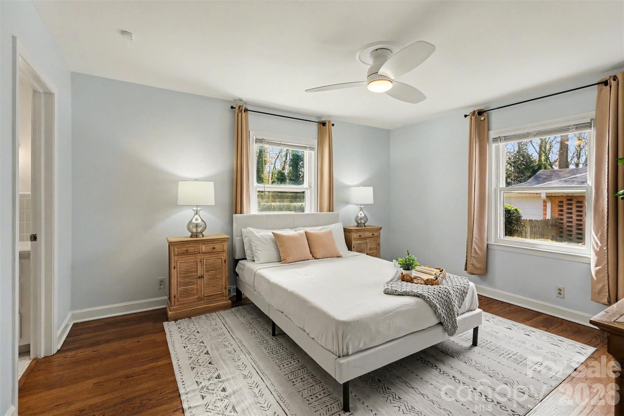 4119 Wall Street