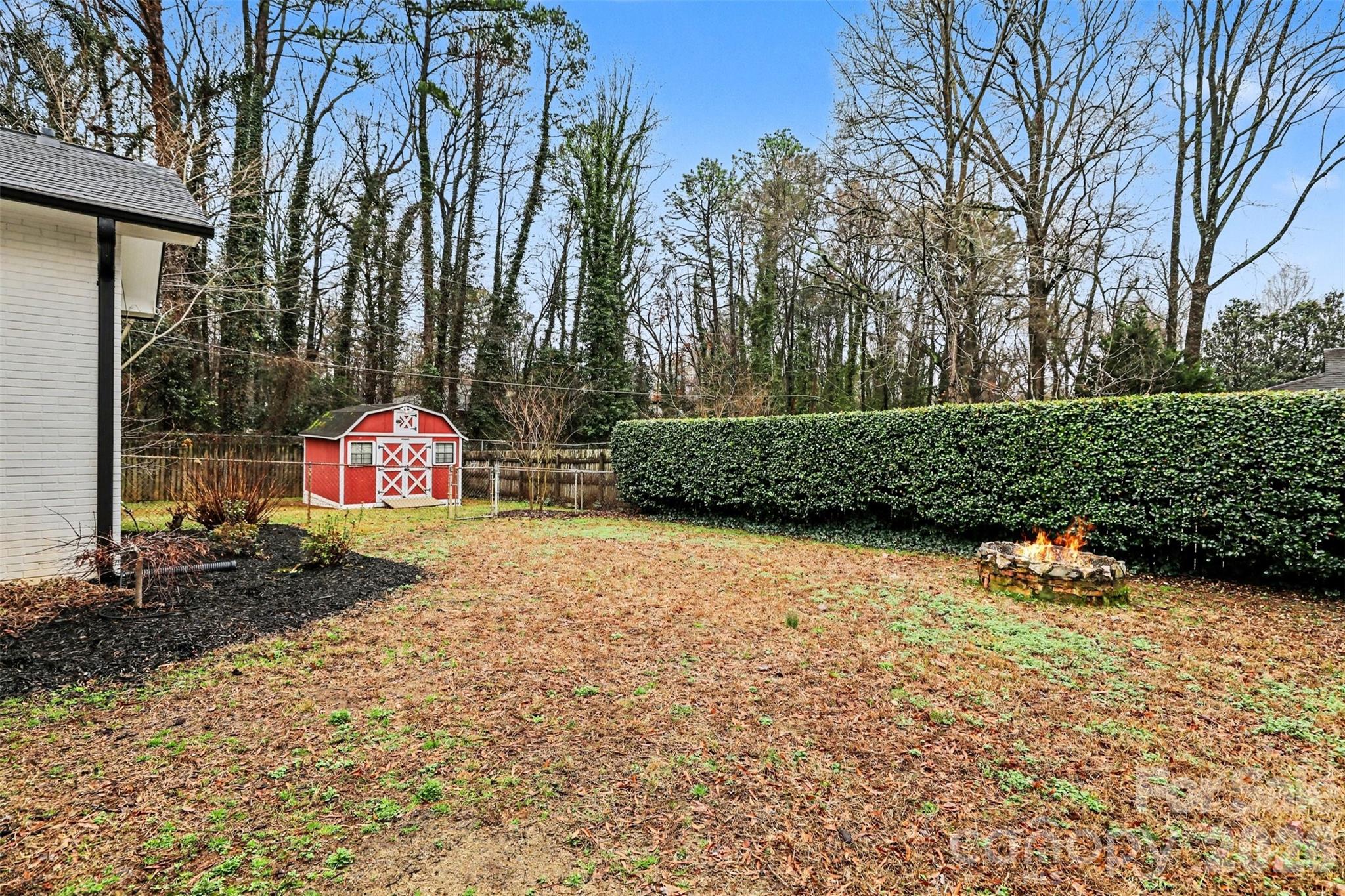 4119 Wall Street