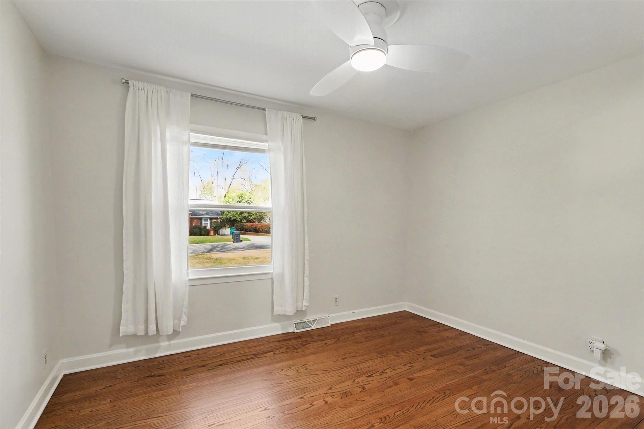 4119 Wall Street