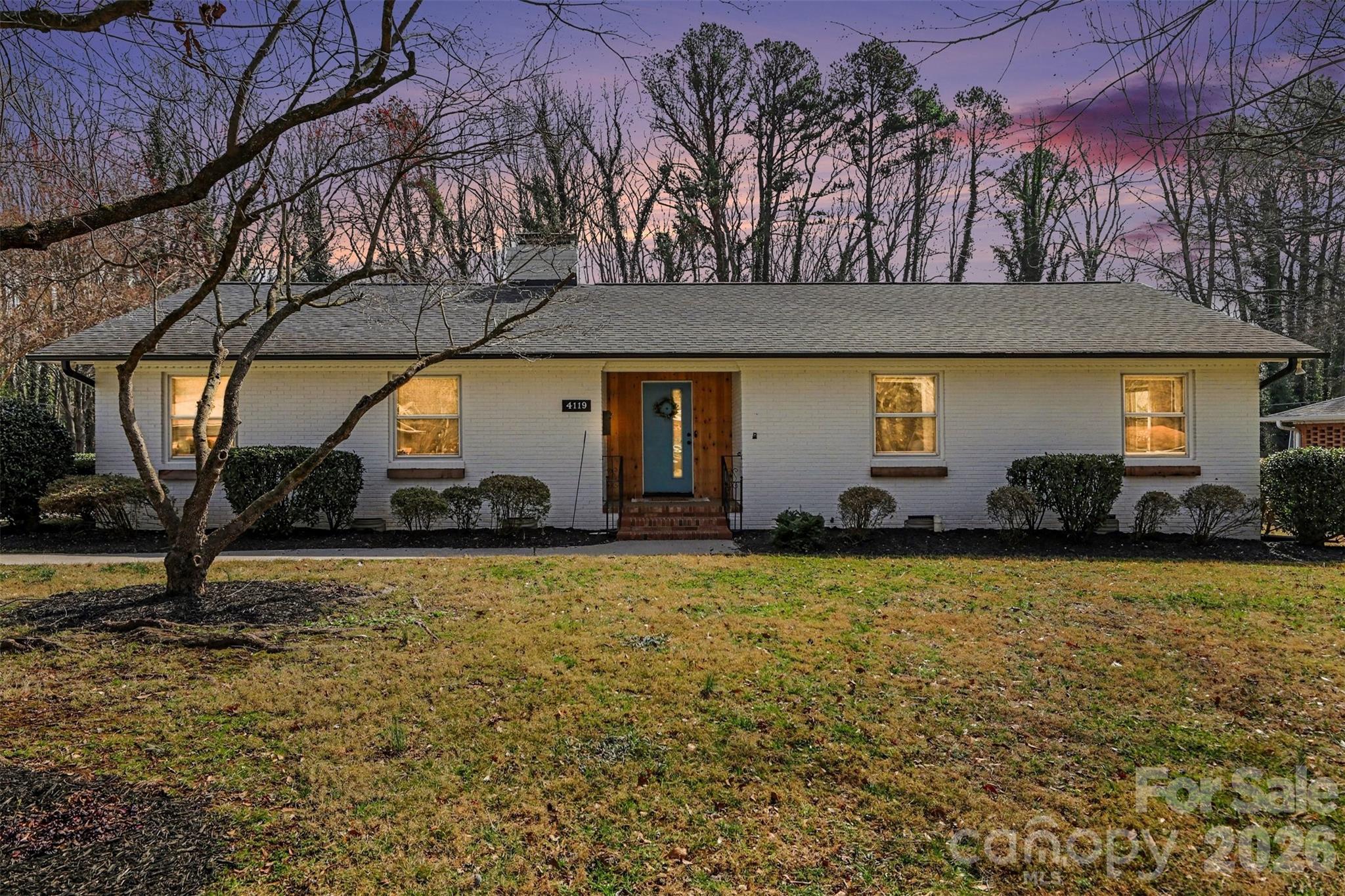 4119 Wall Street