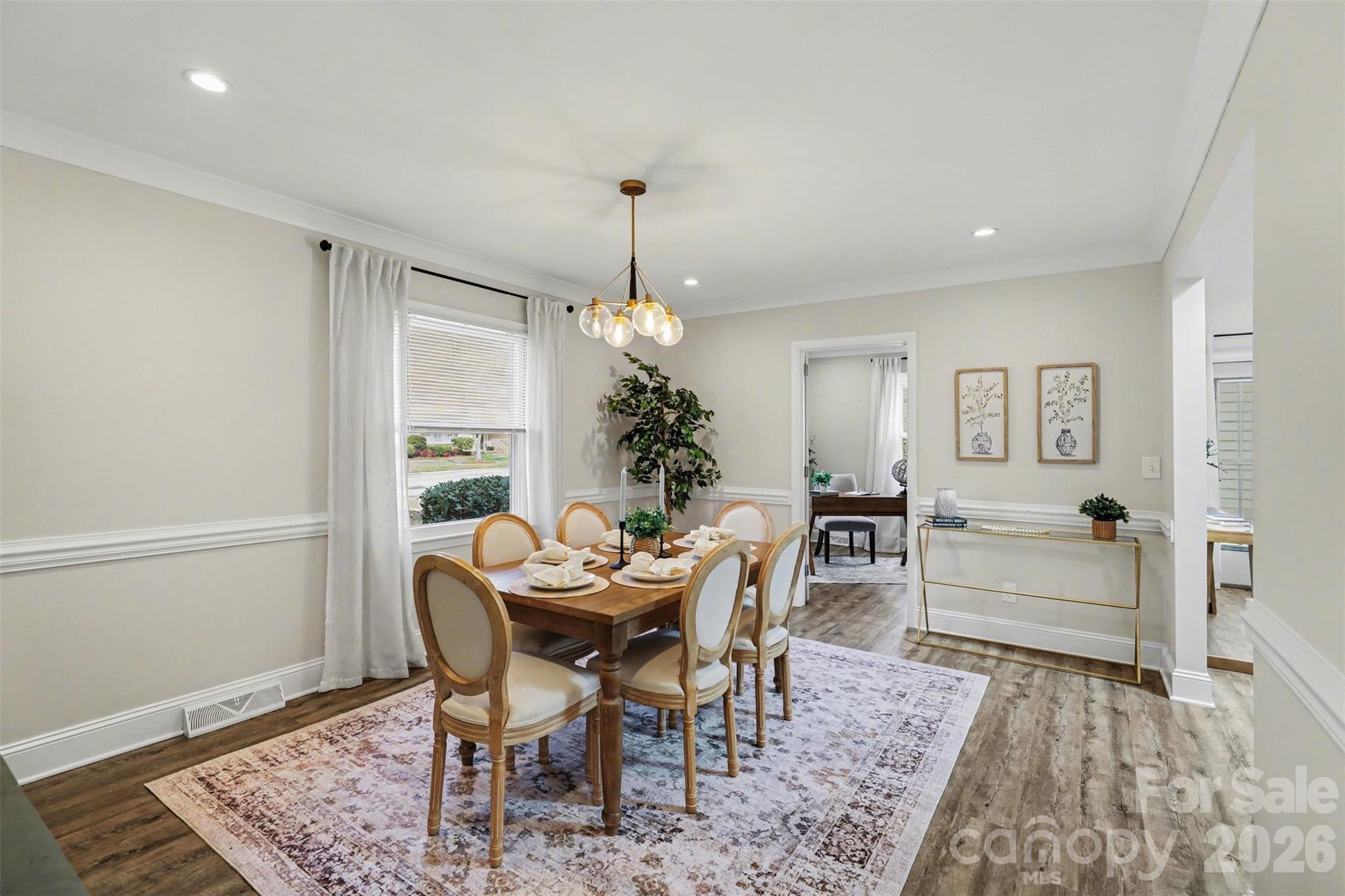 4119 Wall Street