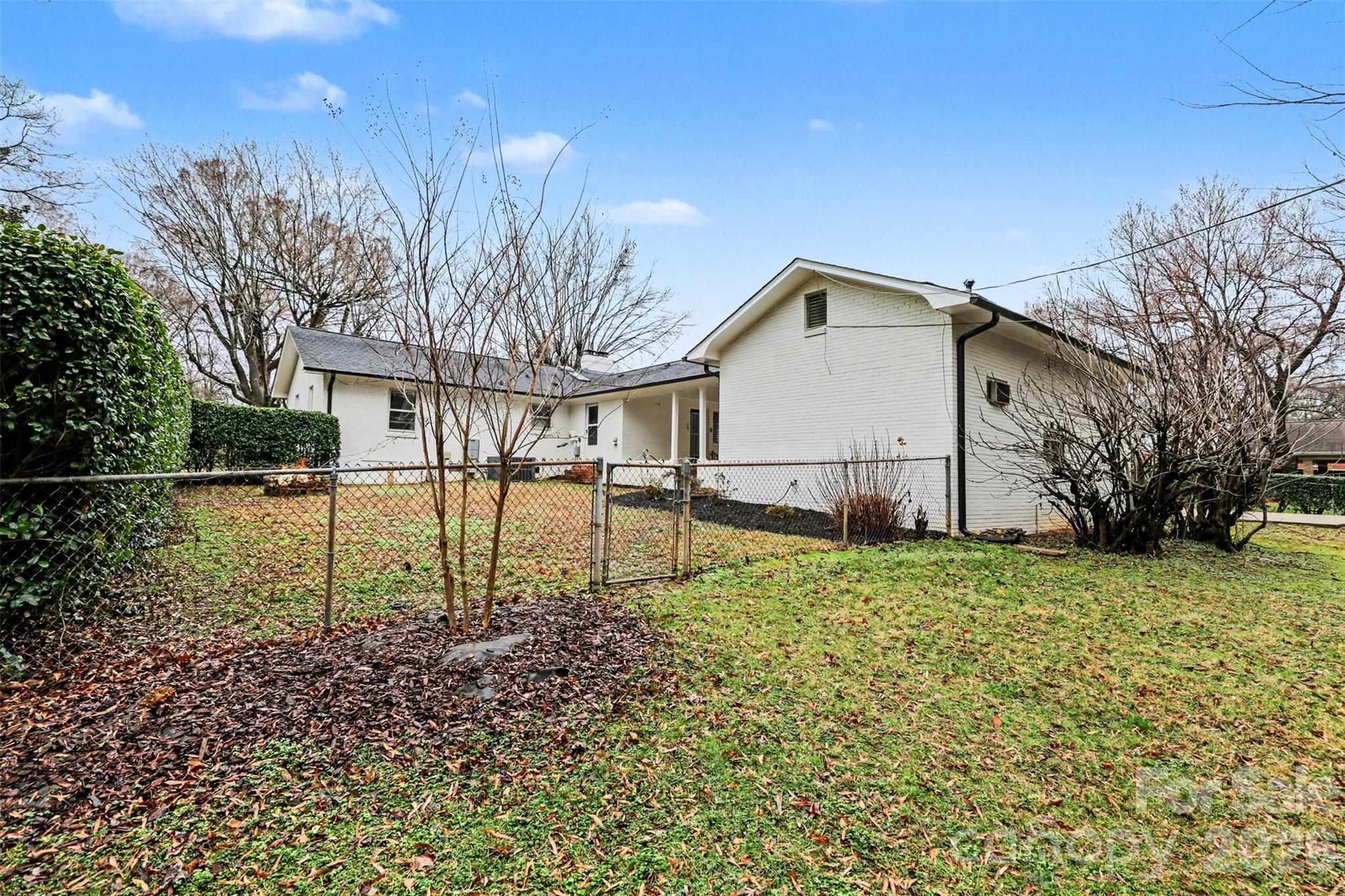 4119 Wall Street
