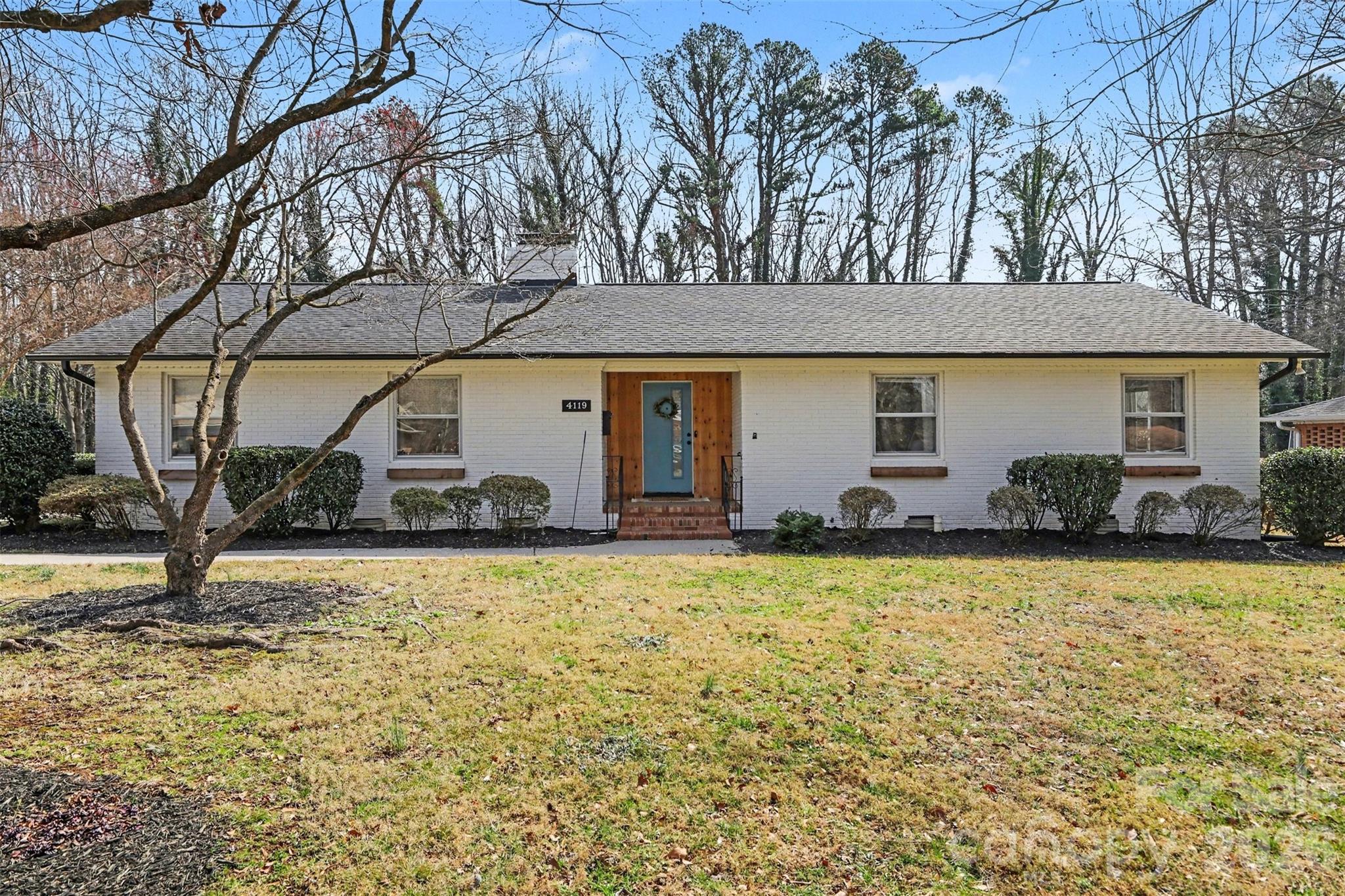 4119 Wall Street