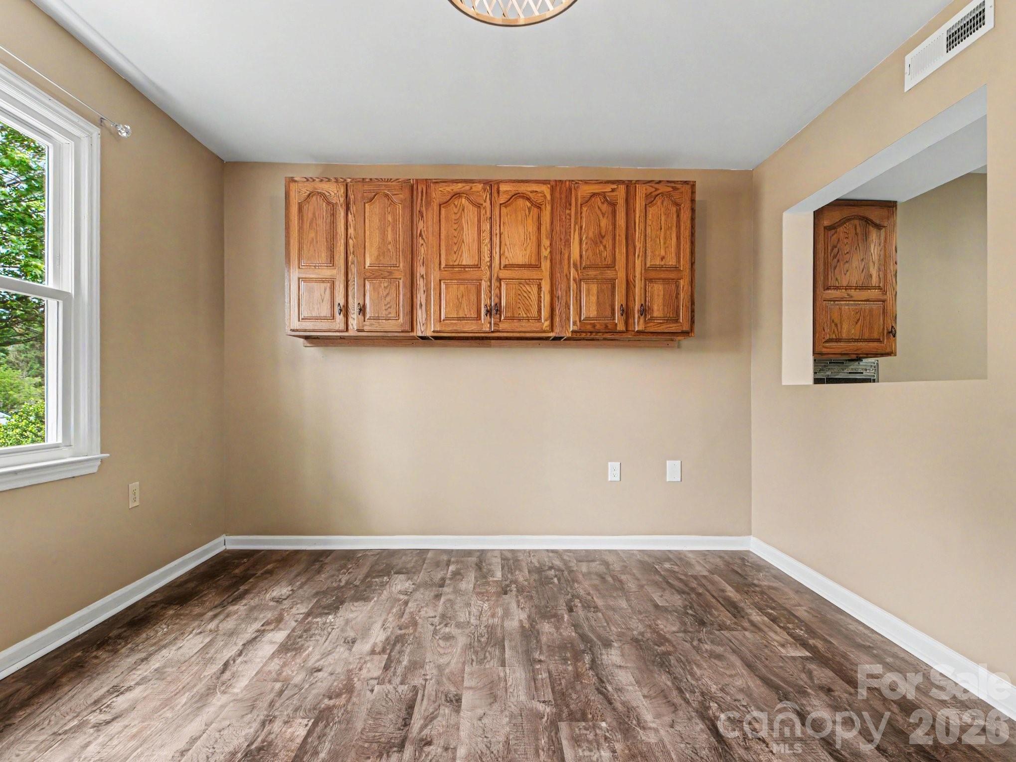 3361 47th Avenue Place NE