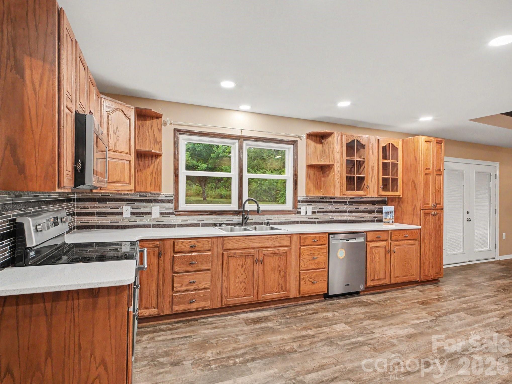 3361 47th Avenue Place NE
