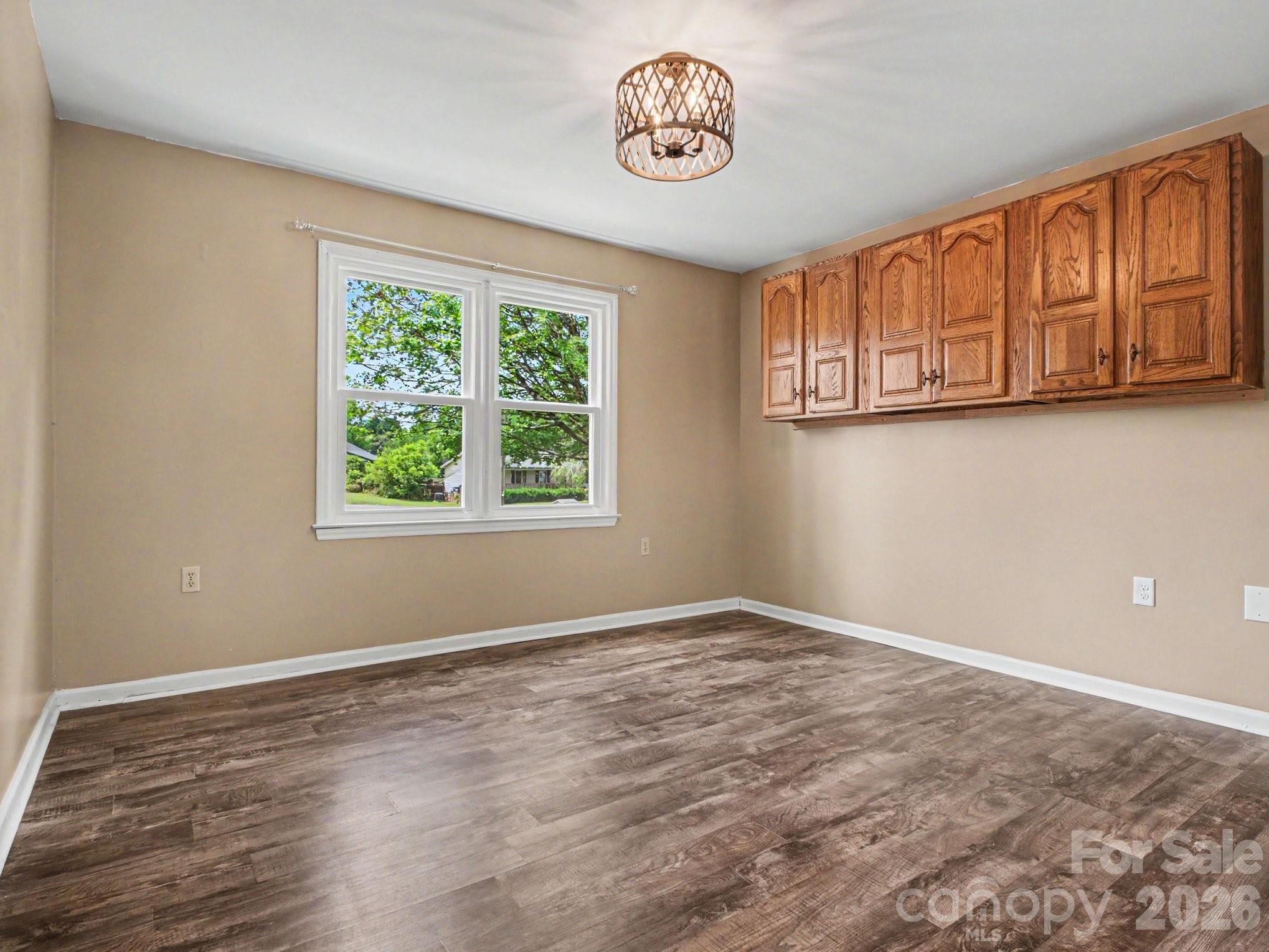 3361 47th Avenue Place NE