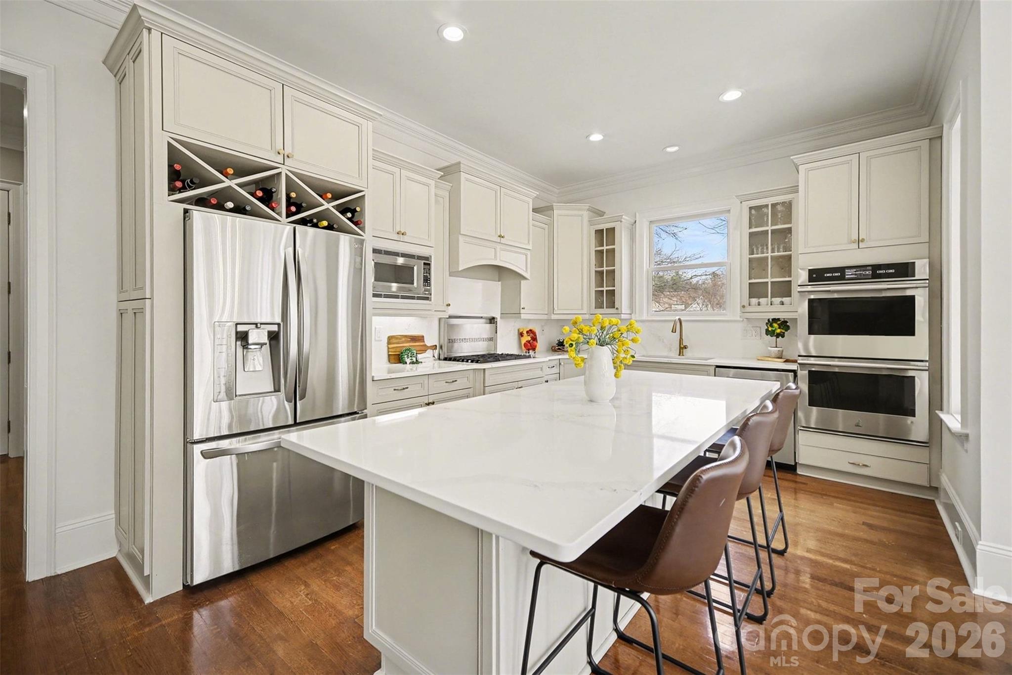 401 Wingfoot Drive