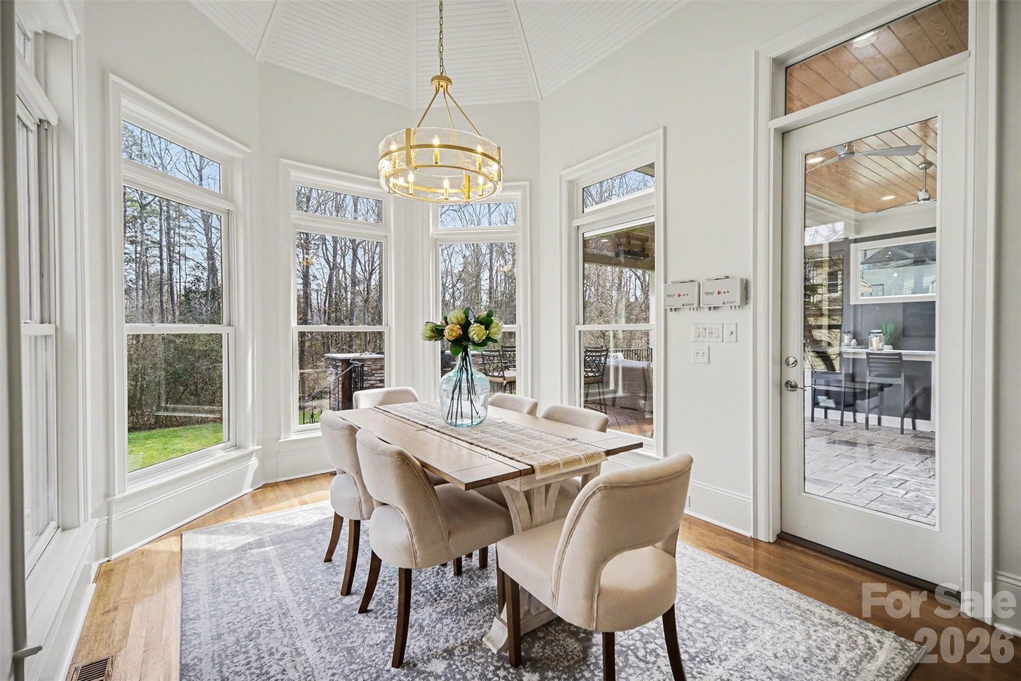 401 Wingfoot Drive