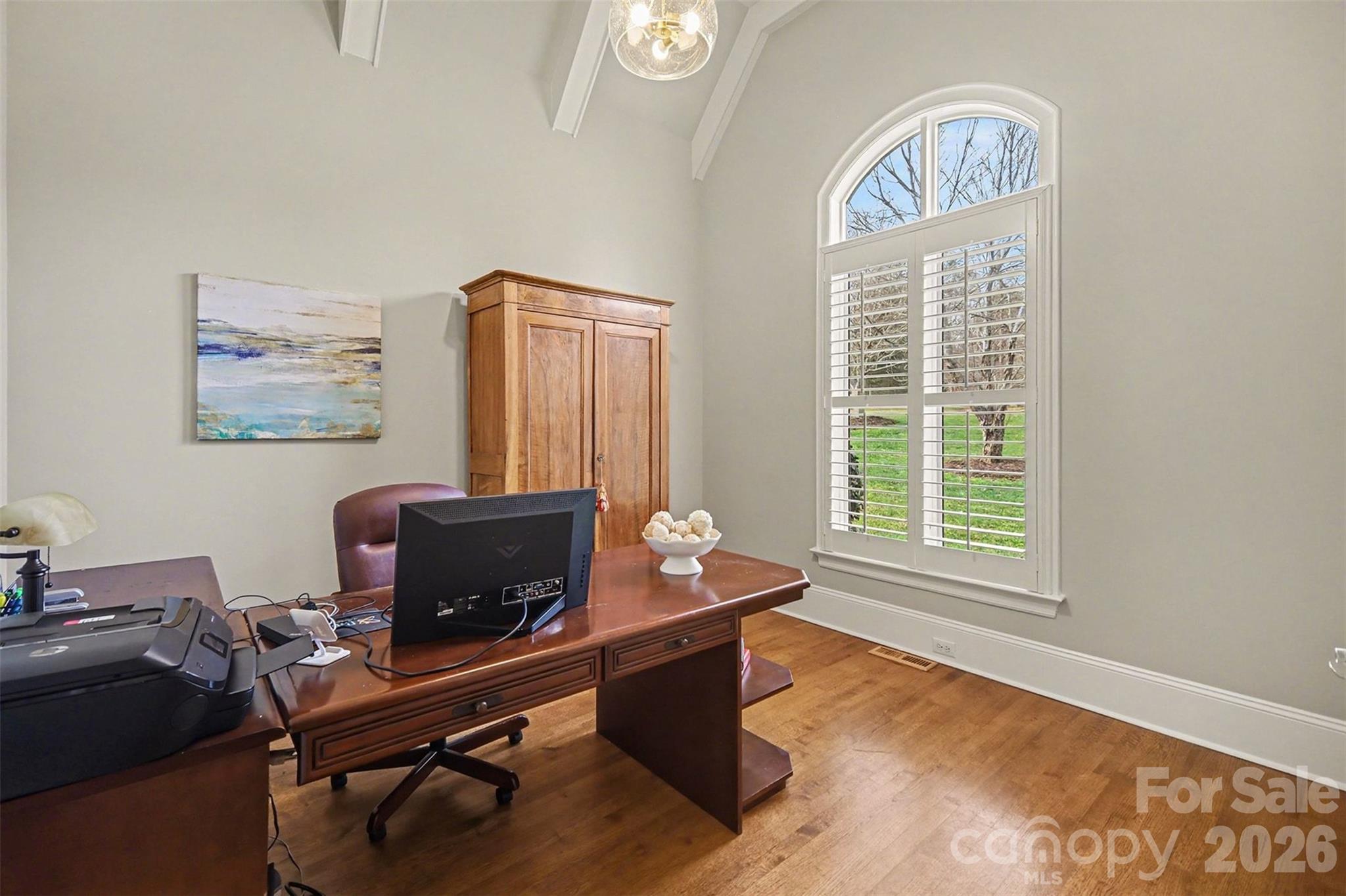 401 Wingfoot Drive