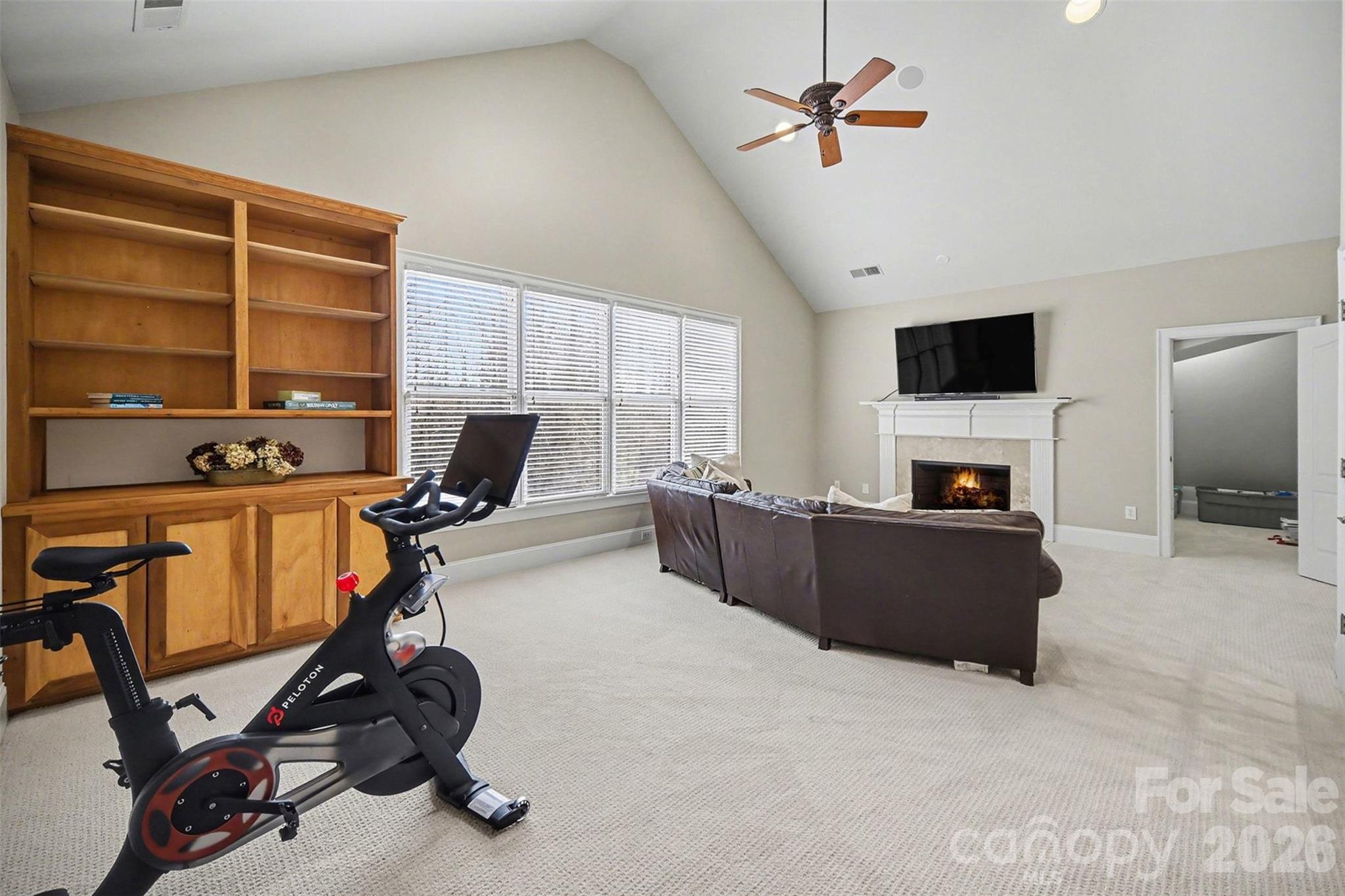401 Wingfoot Drive