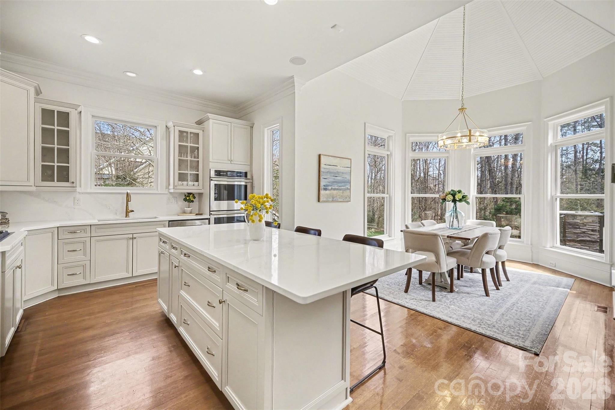 401 Wingfoot Drive