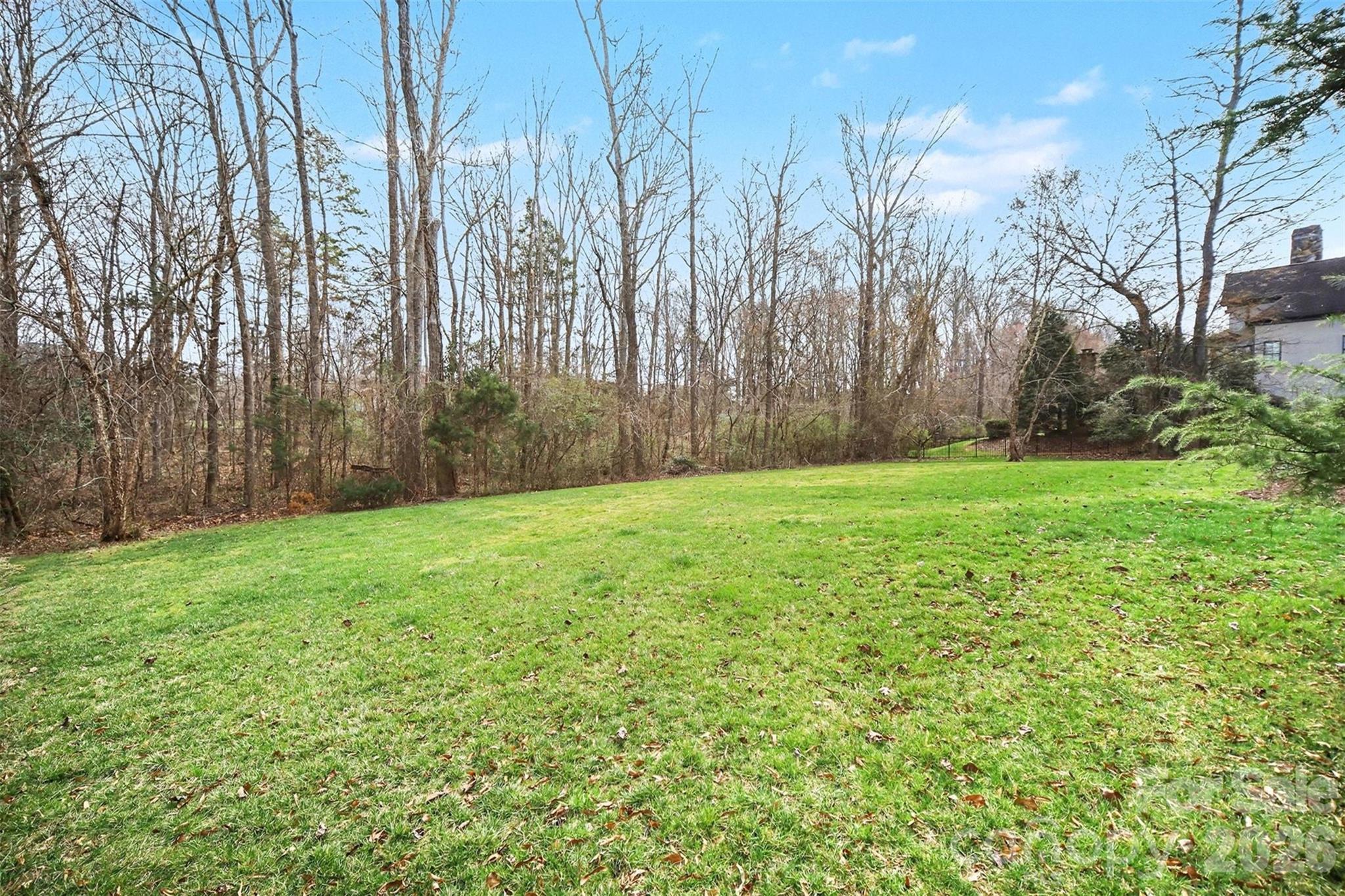 401 Wingfoot Drive