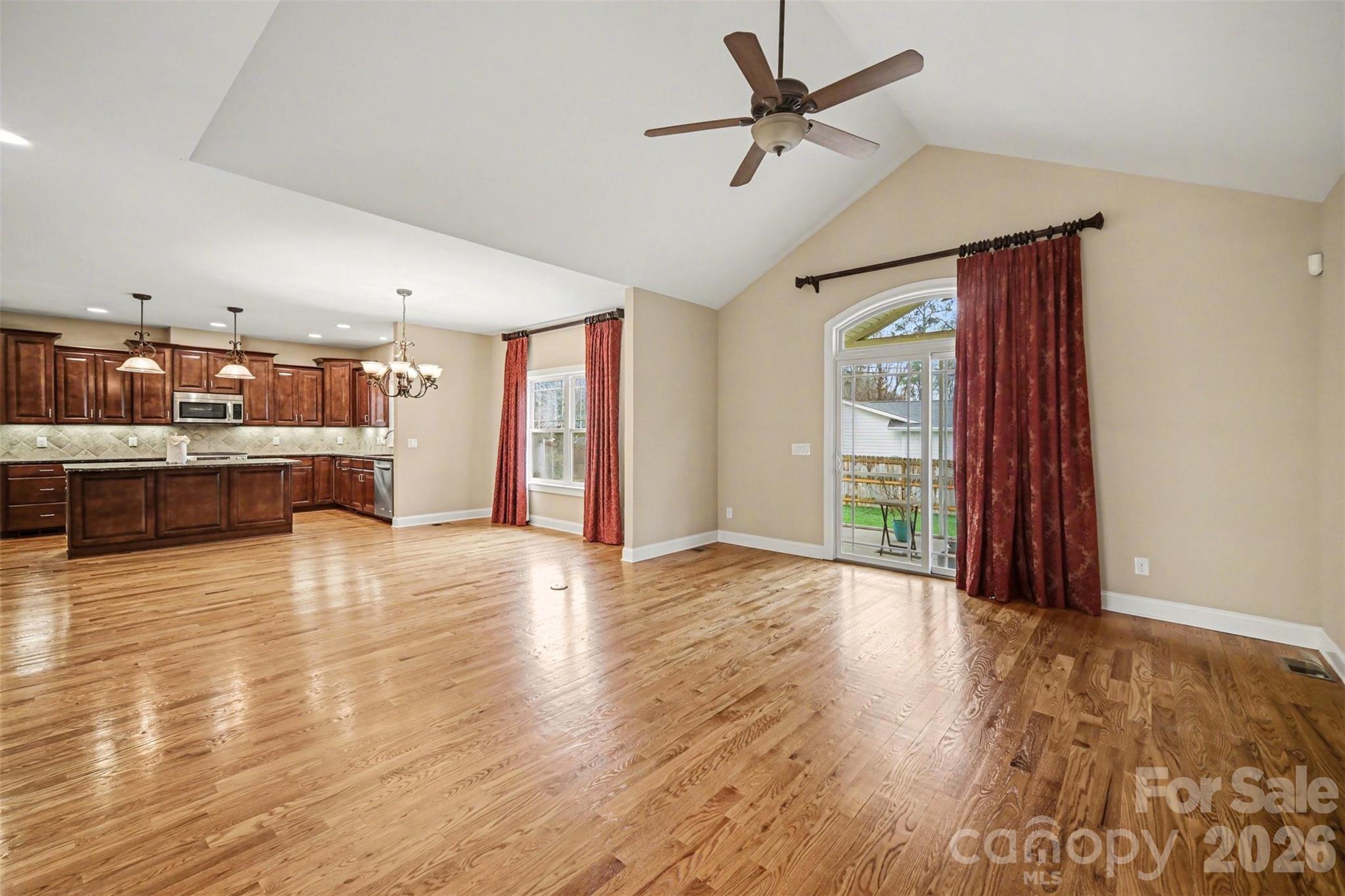1139 Moray Court