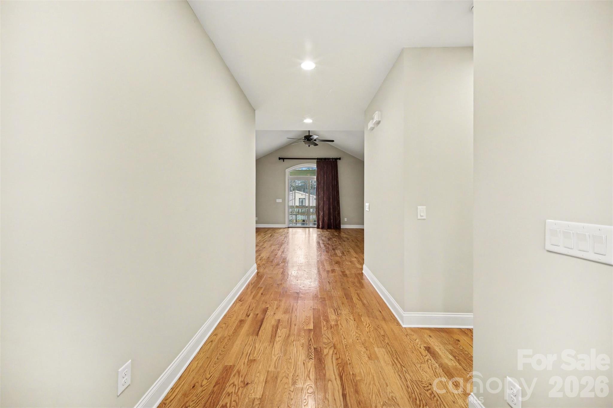 1139 Moray Court