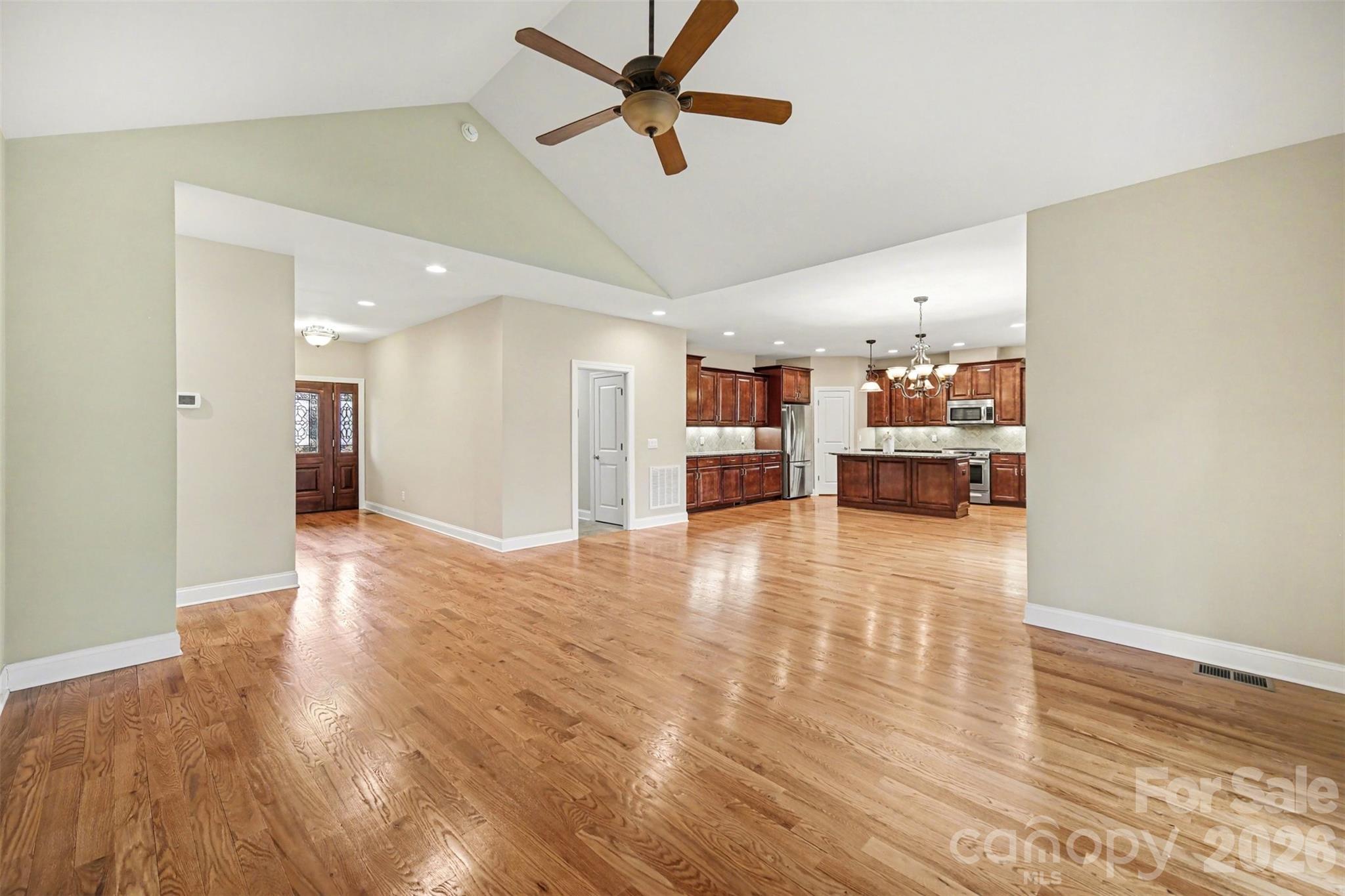 1139 Moray Court