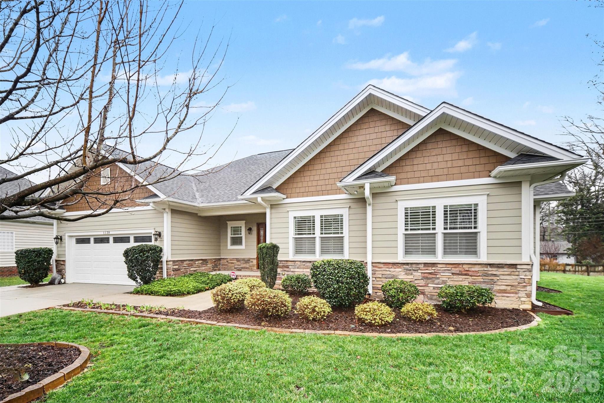 1139 Moray Court