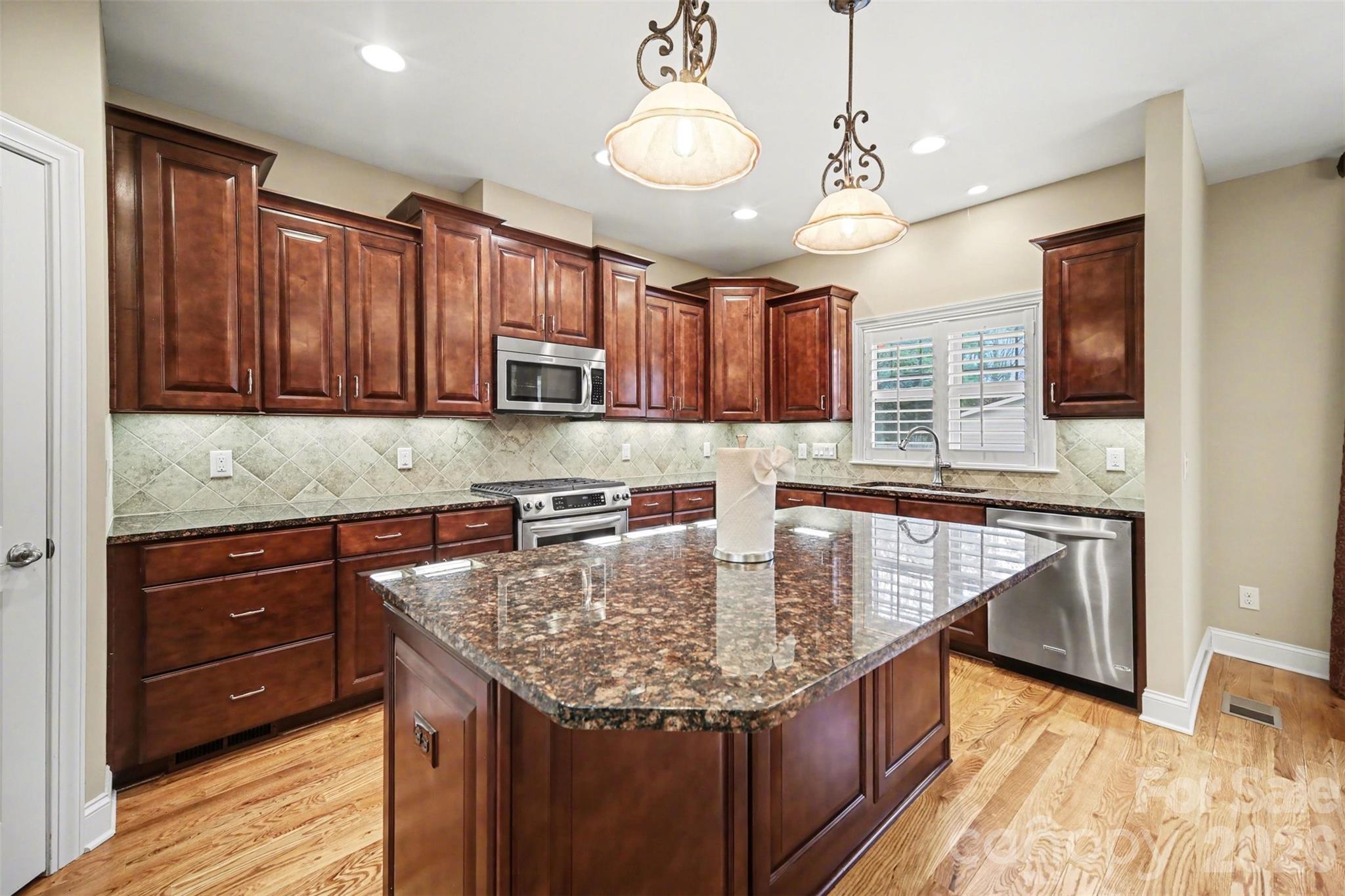 1139 Moray Court