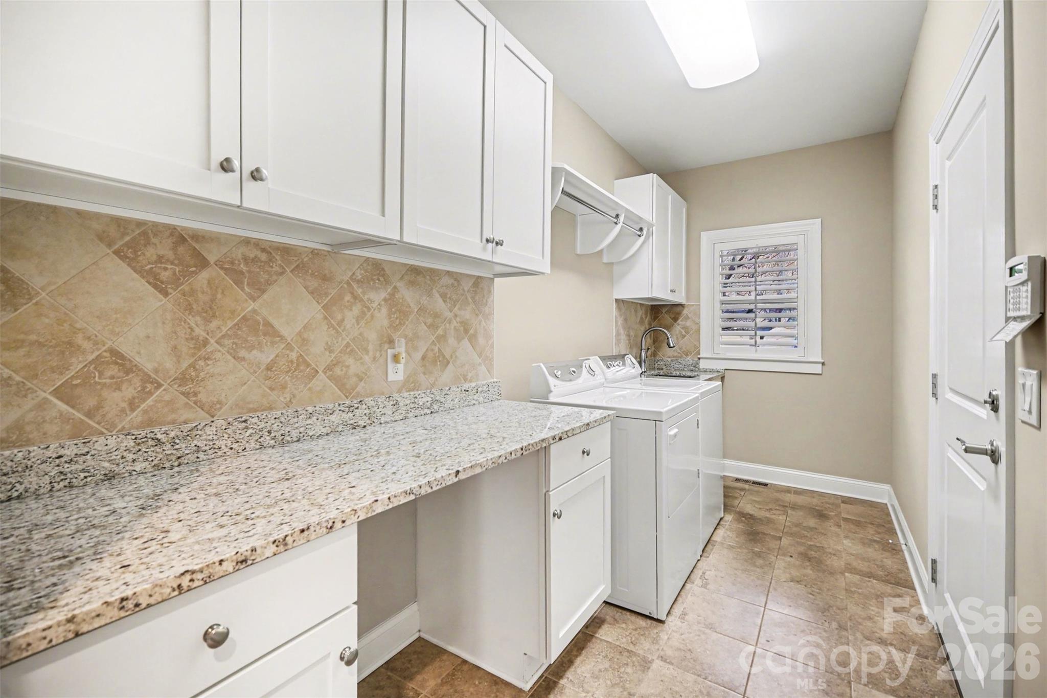 1139 Moray Court