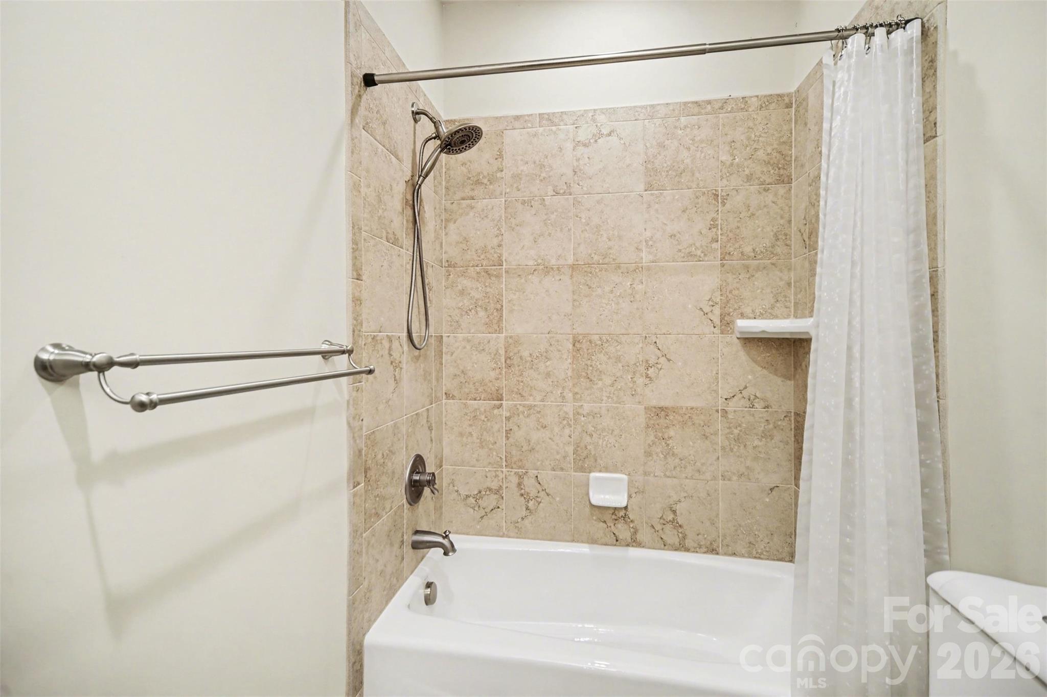 1139 Moray Court