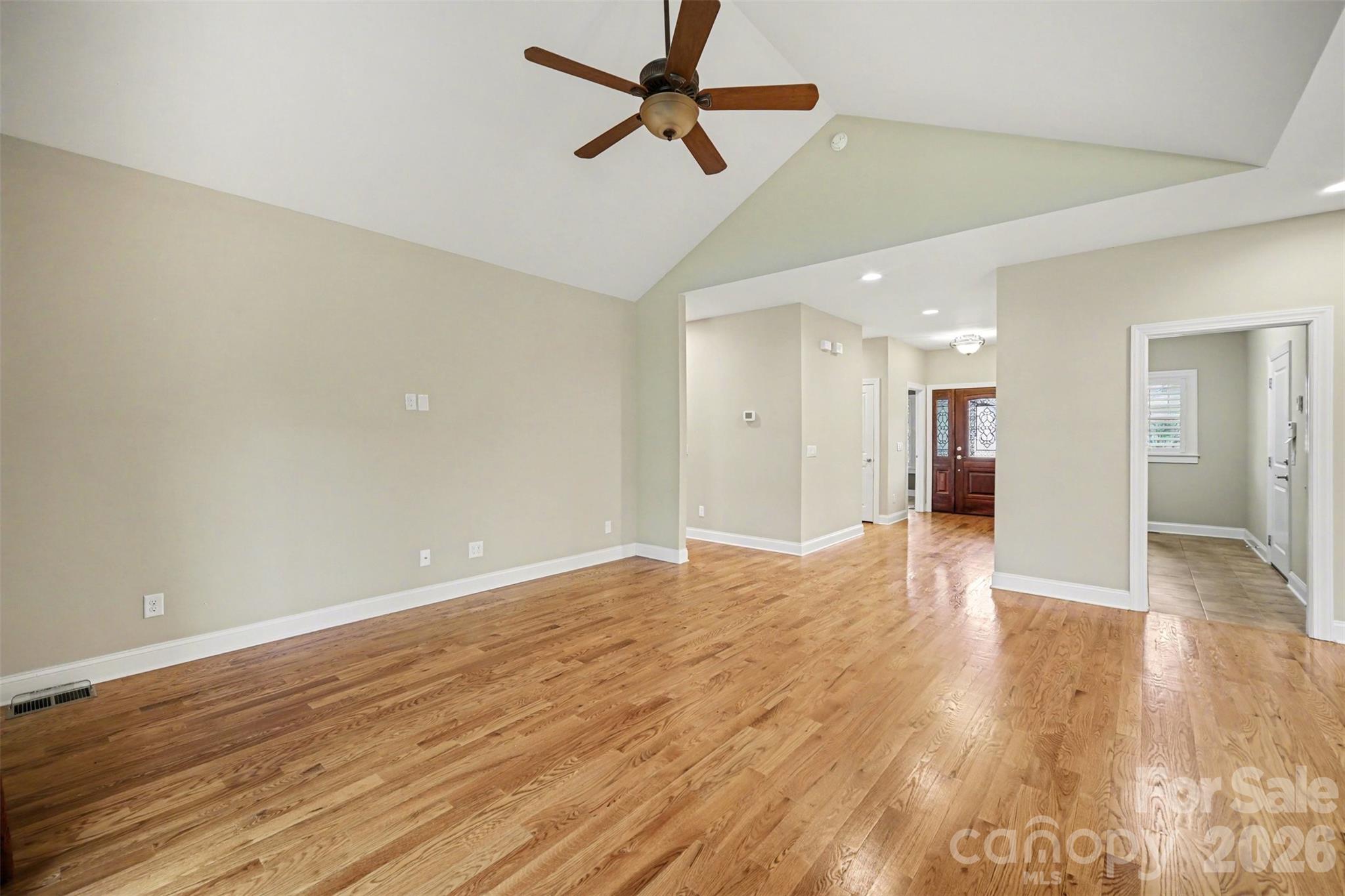 1139 Moray Court