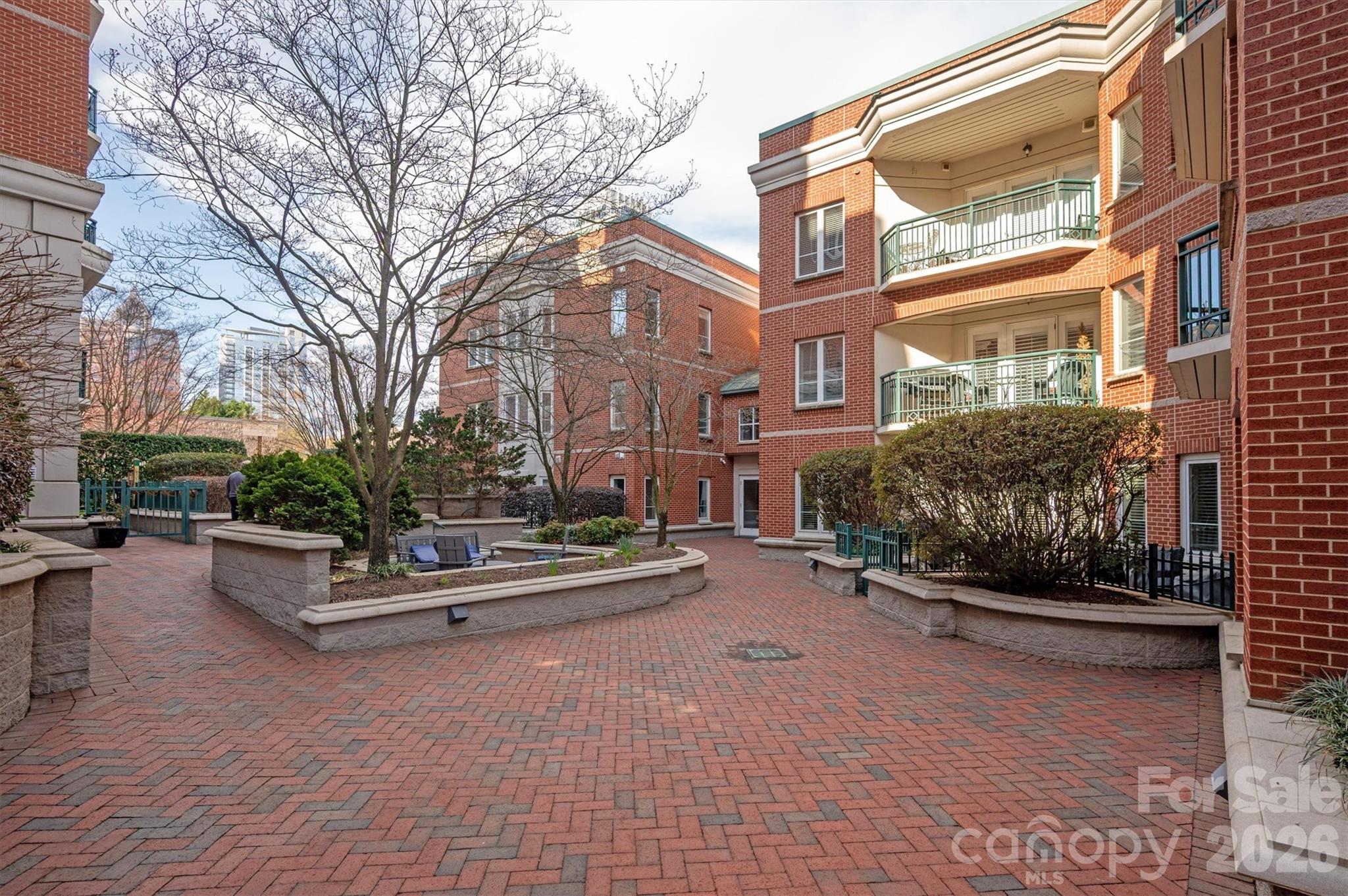415 N Church Street Unit: 309