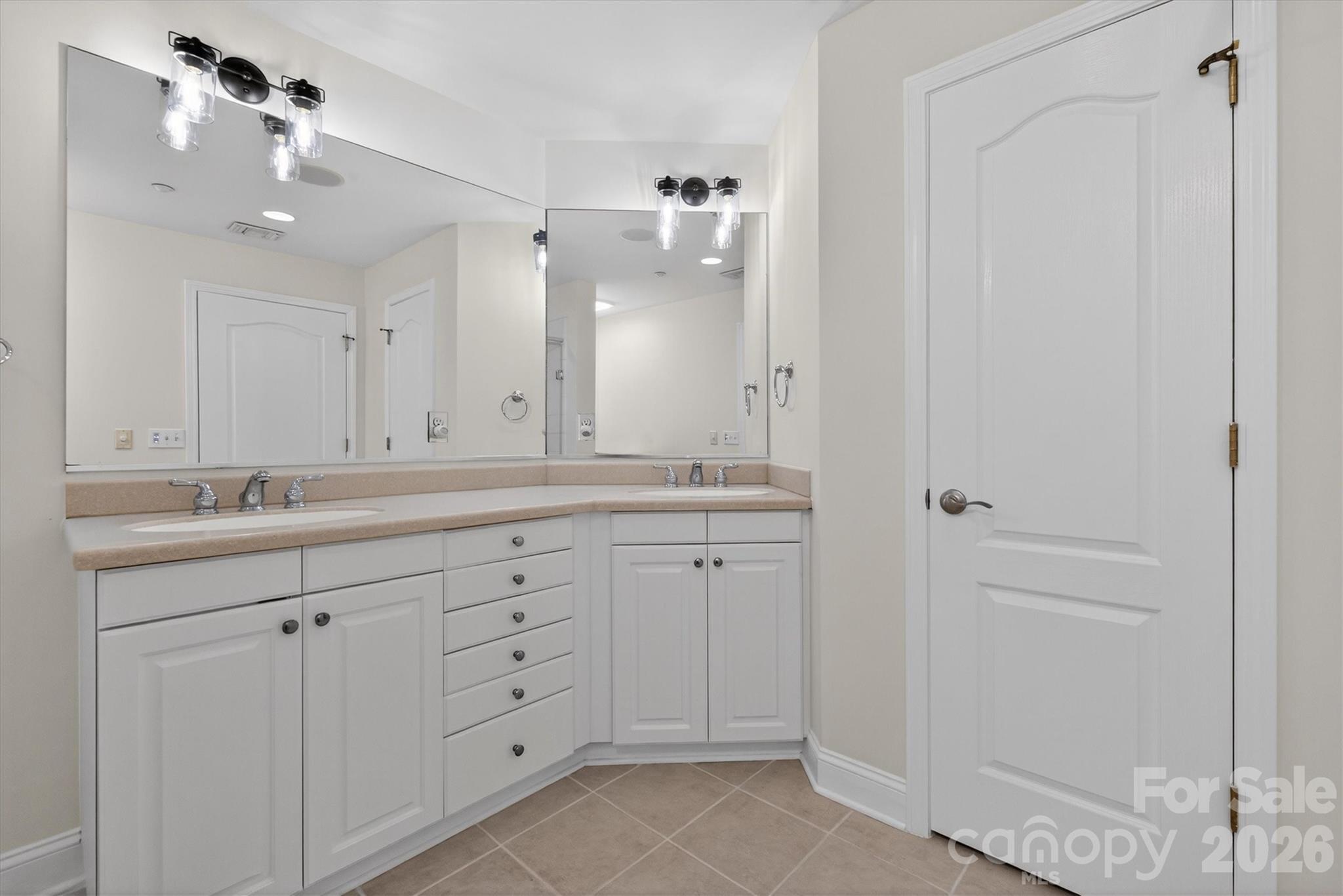 415 N Church Street Unit: 309