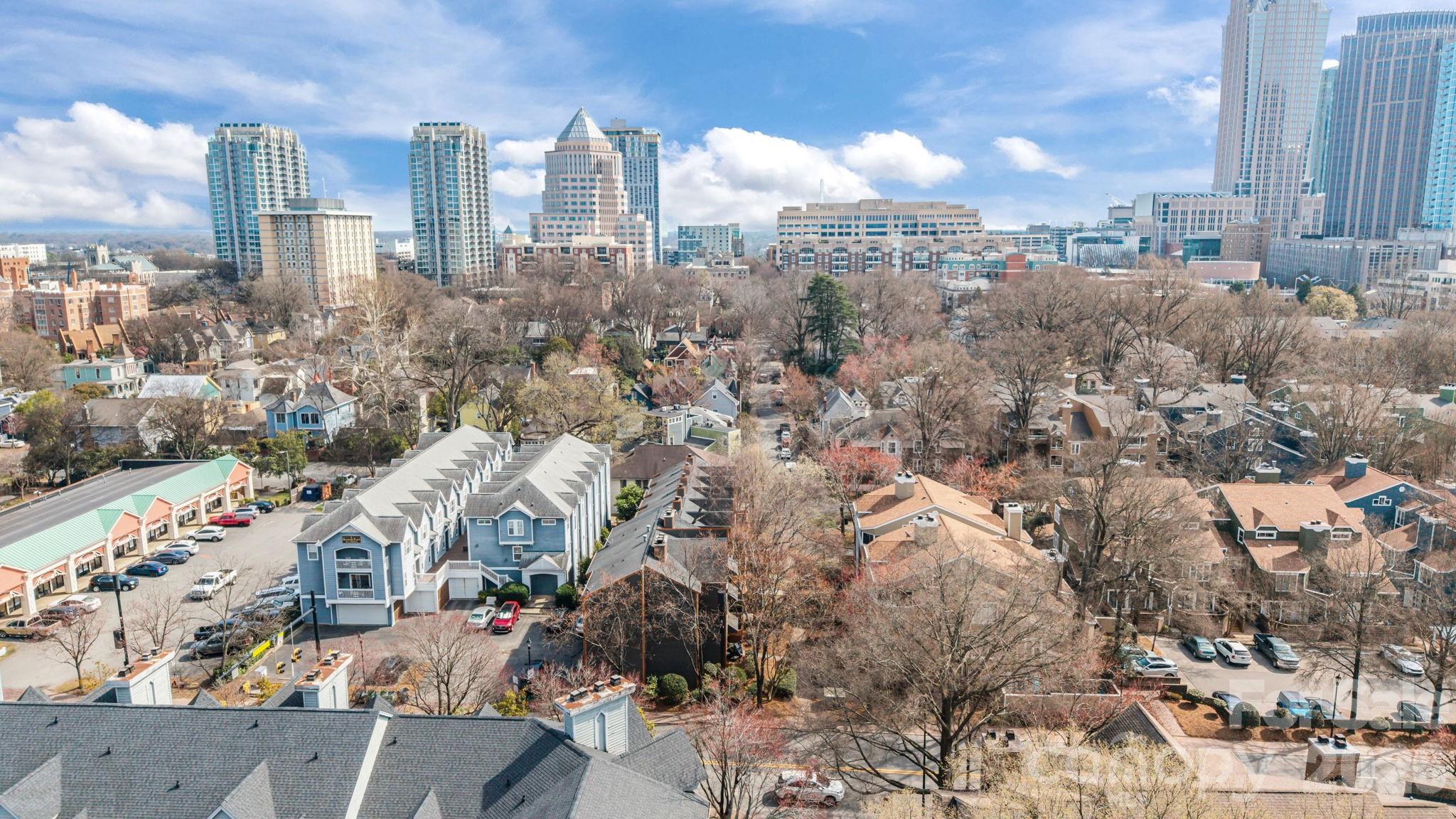 427 W 8th Street Unit: 104