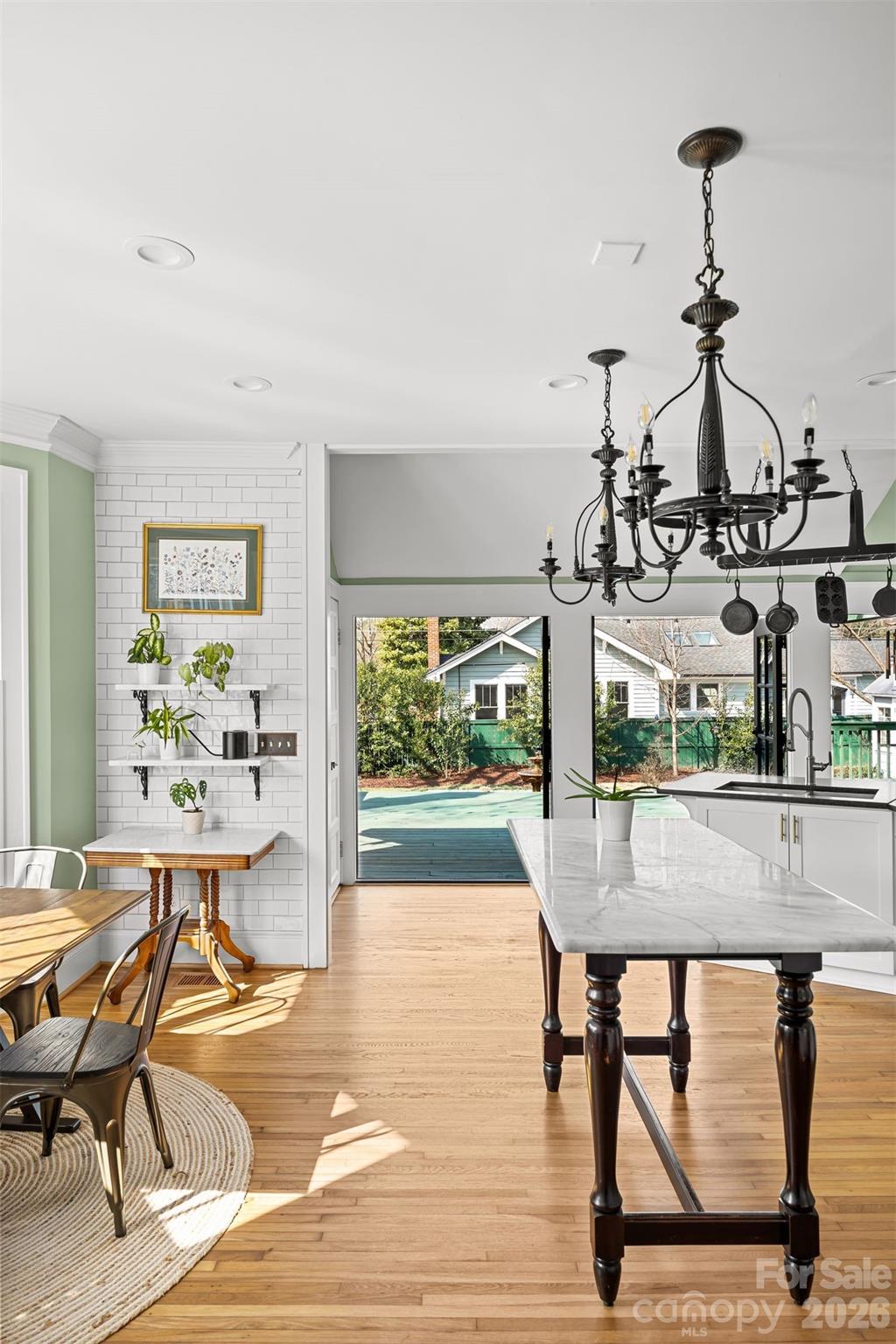 2101 The Plaza Road