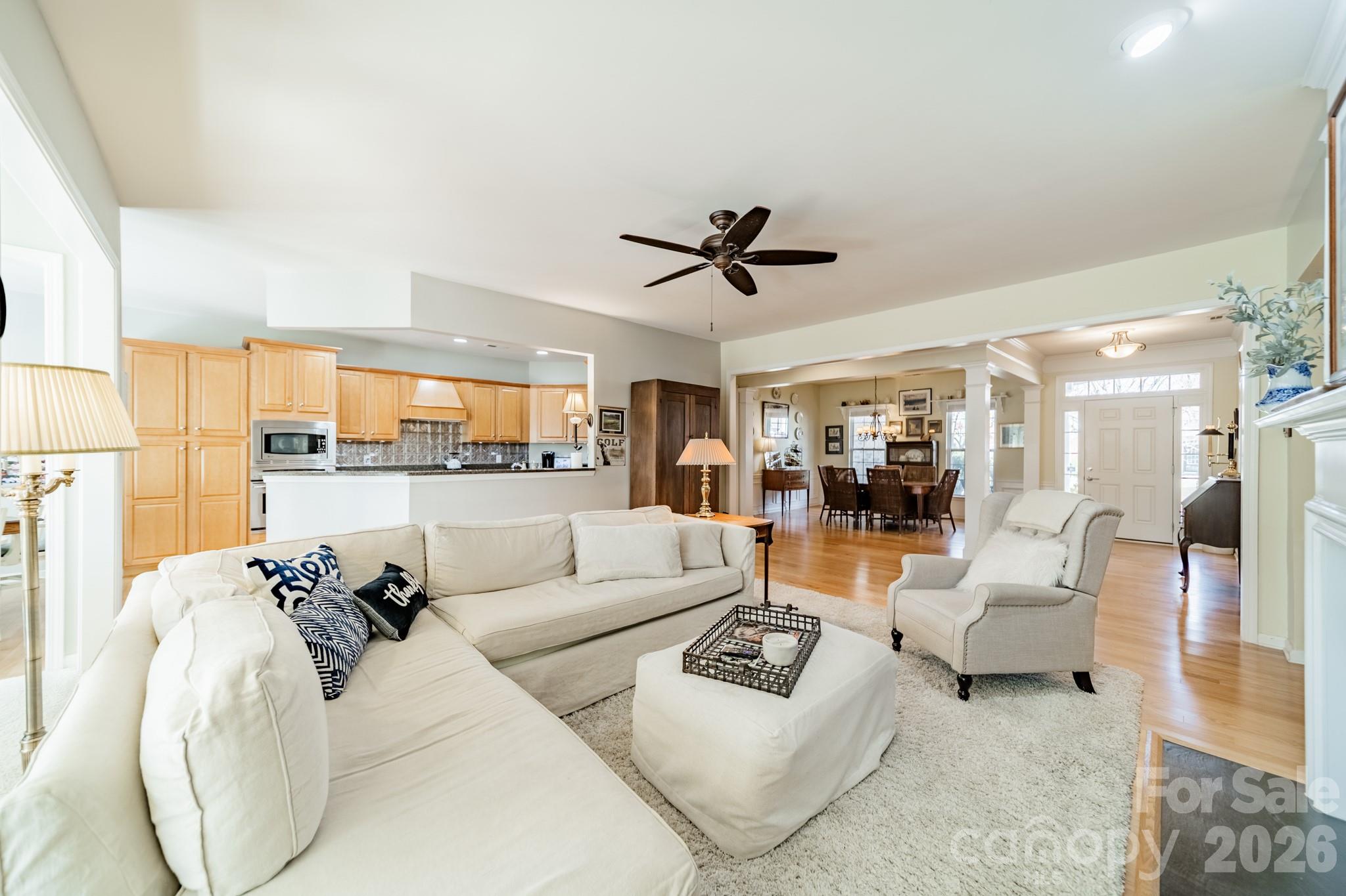35047 Carnation Lane
