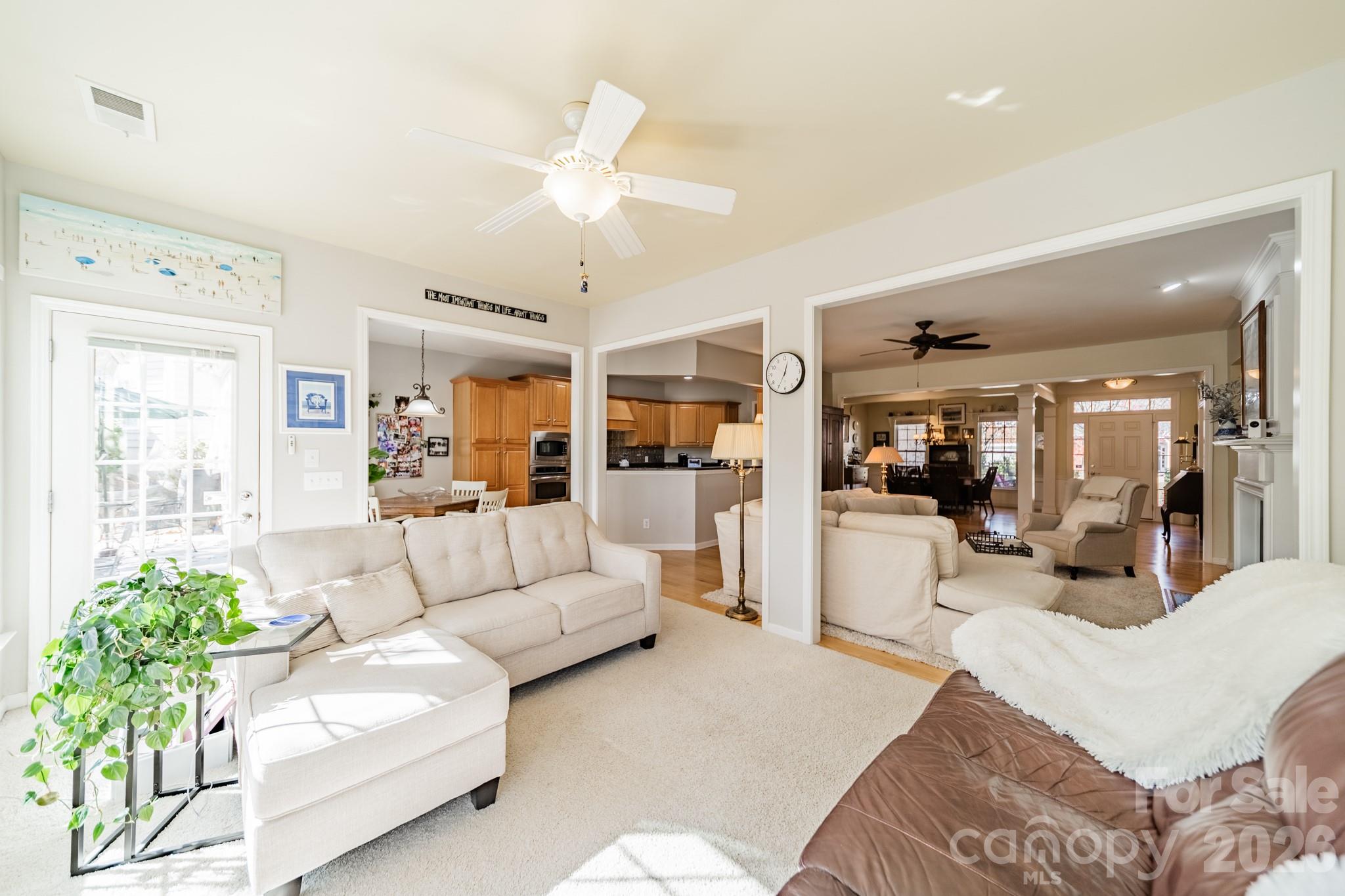 35047 Carnation Lane