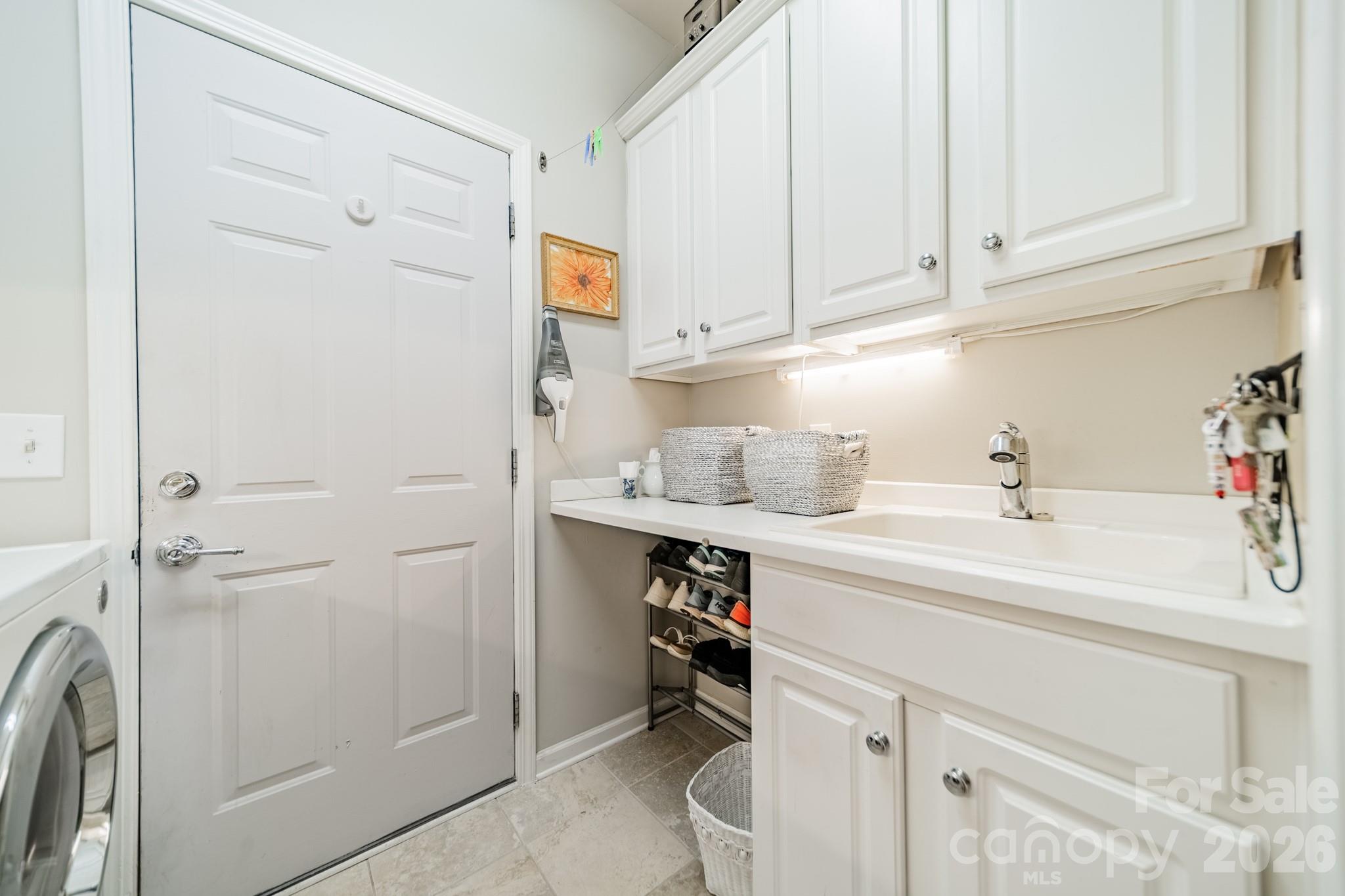35047 Carnation Lane