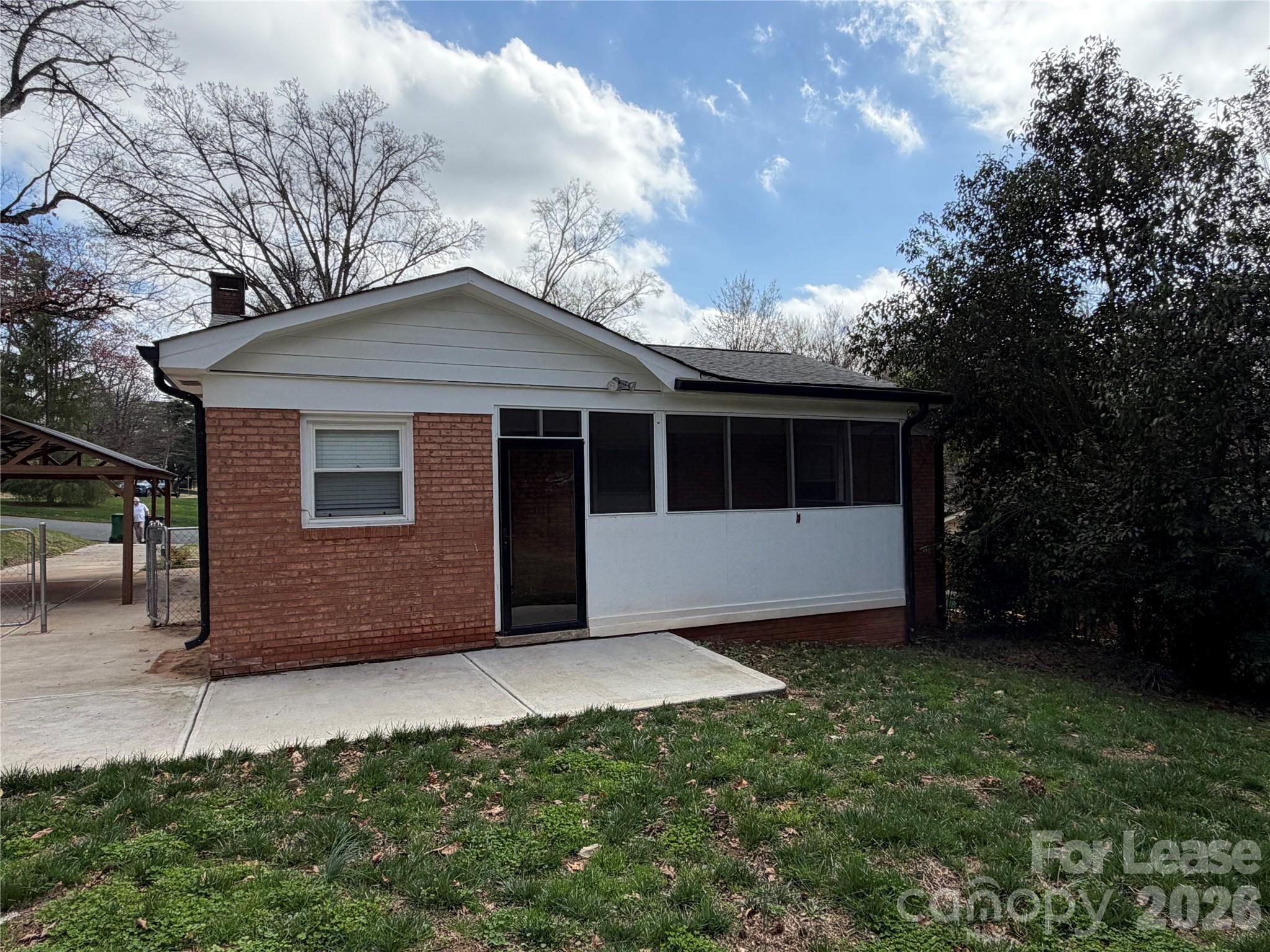 943 Dudley Drive
