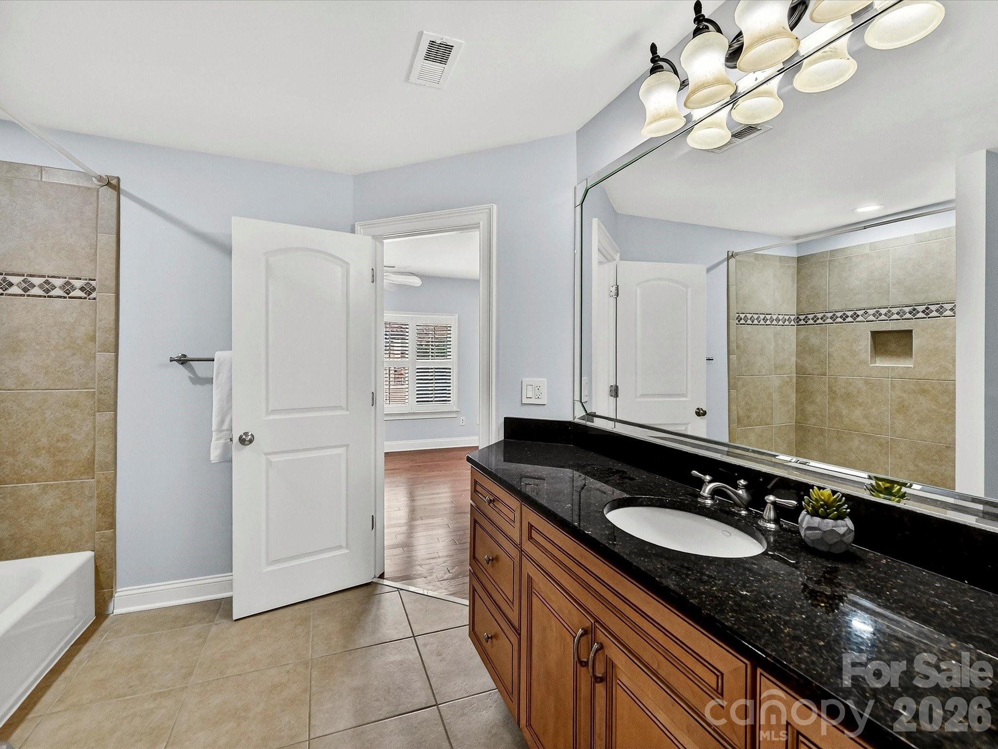 1805 Mt Isle Harbor Drive