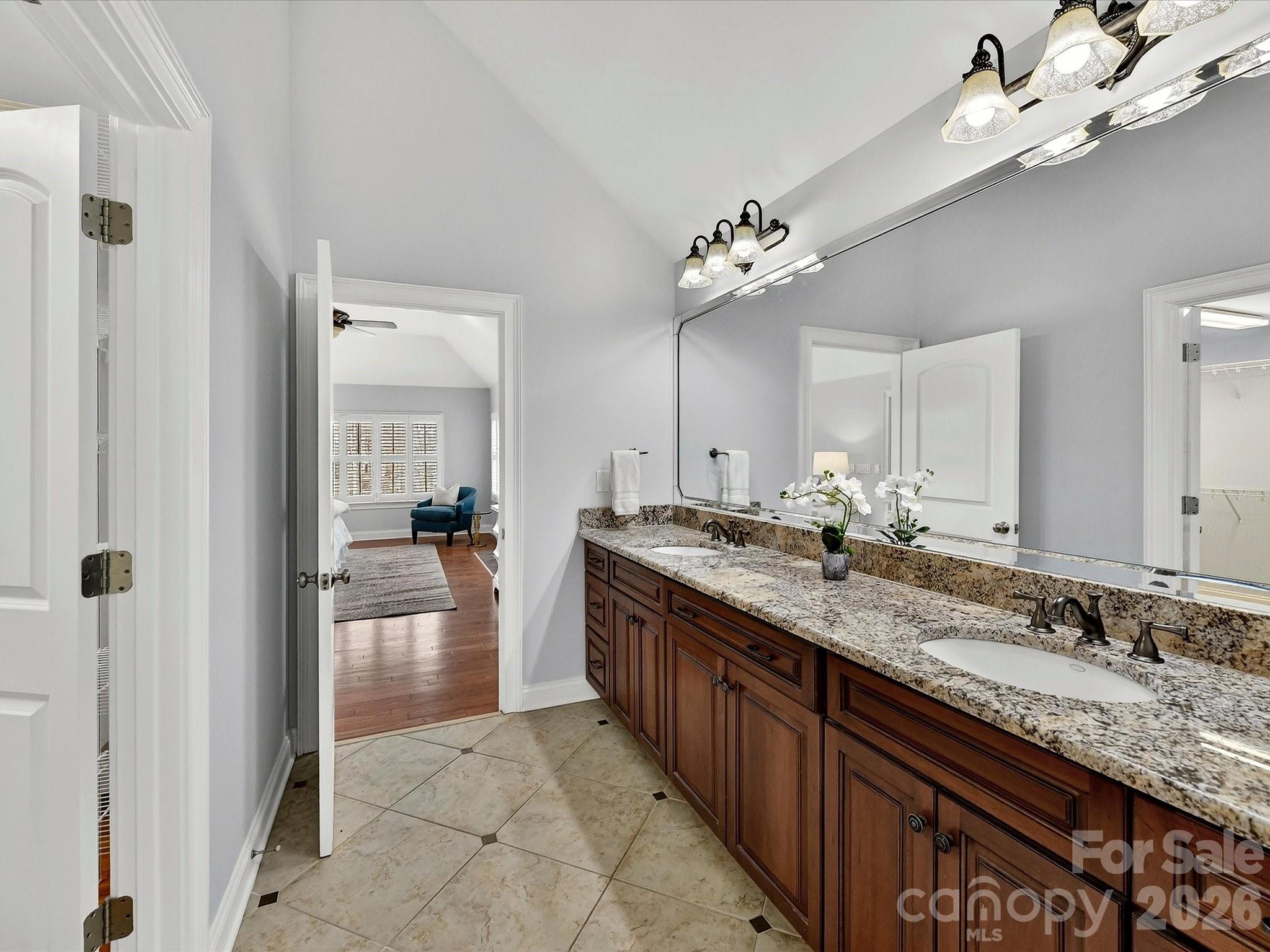1805 Mt Isle Harbor Drive