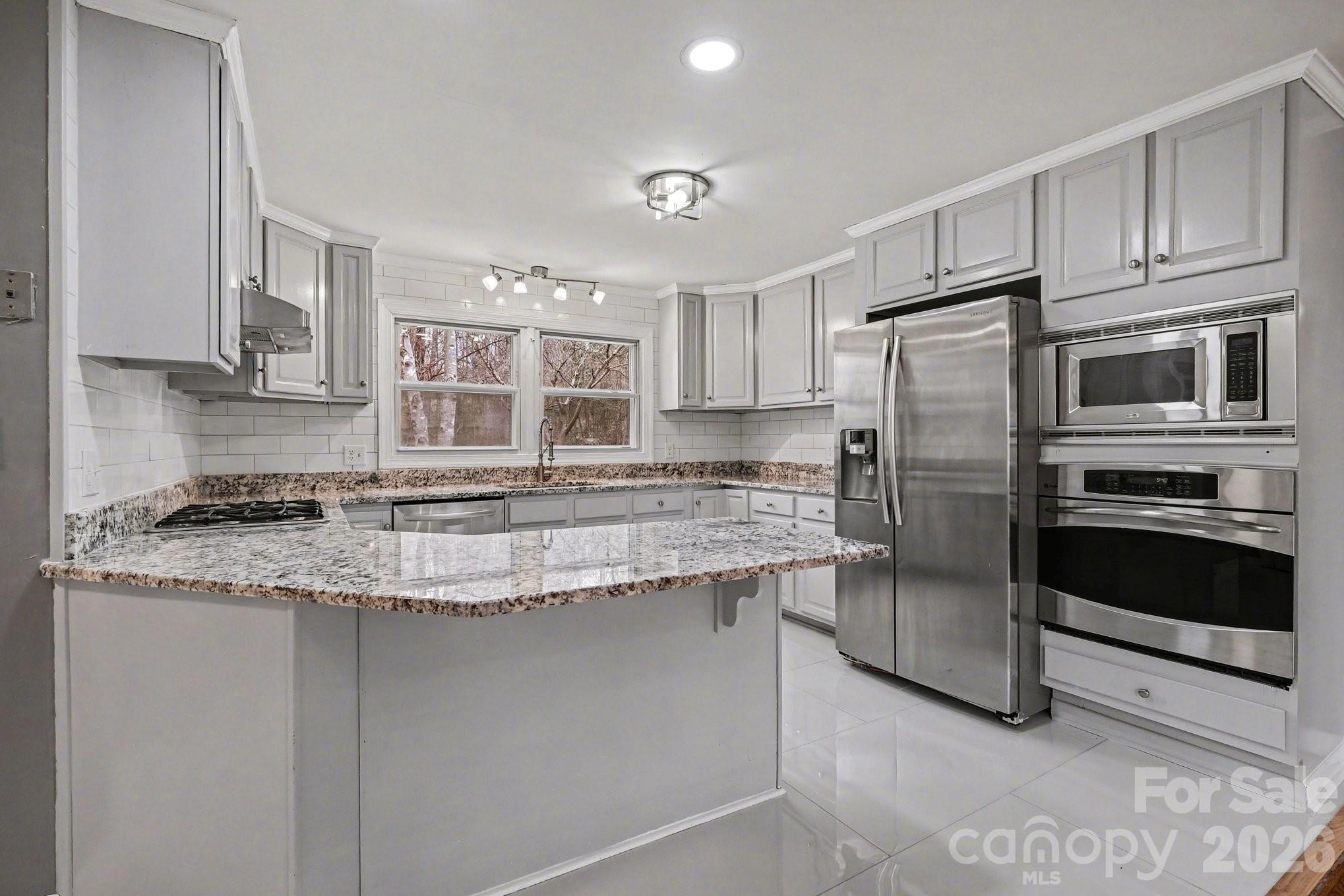 8101 Kerrybrook Circle