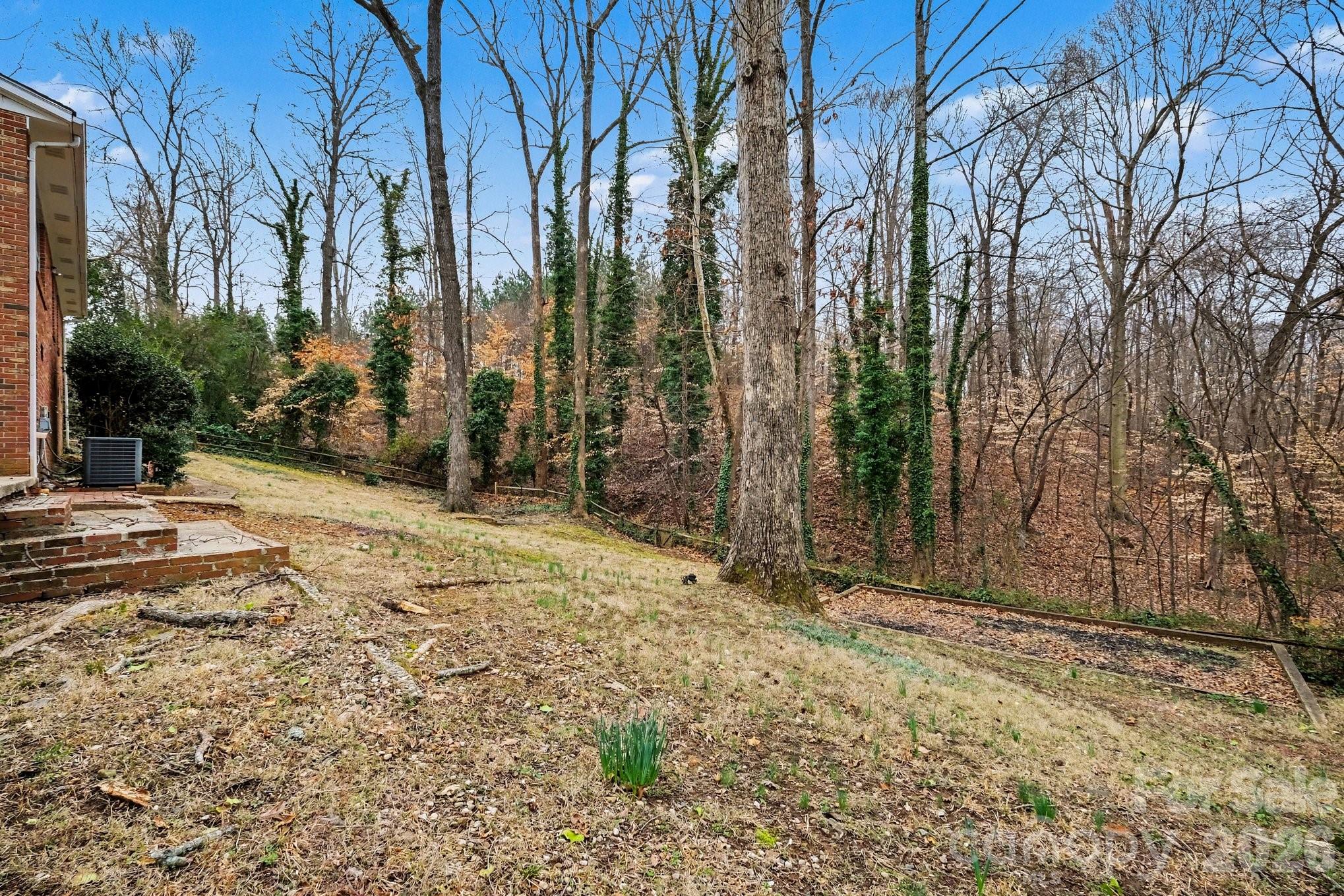 8101 Kerrybrook Circle