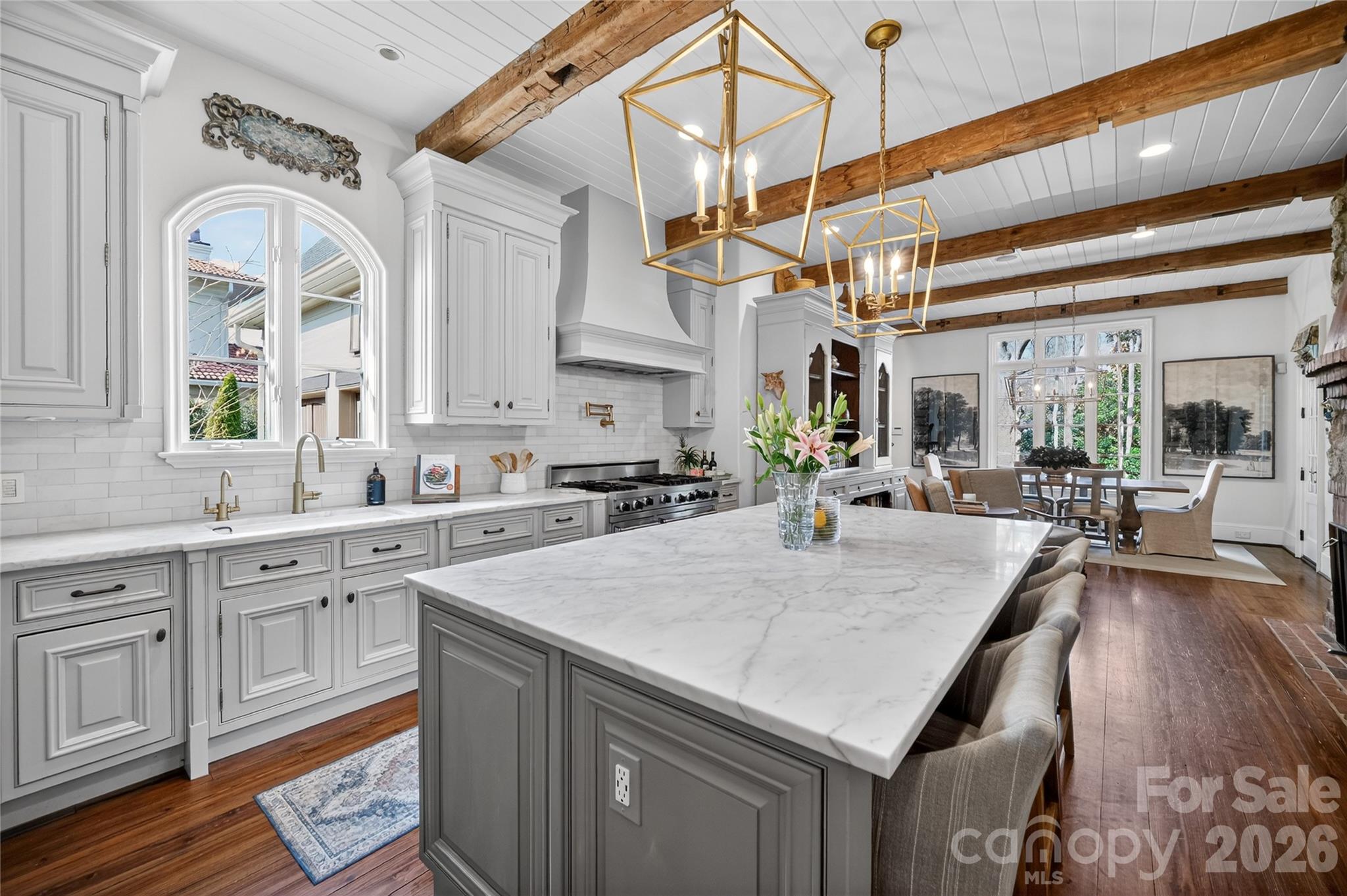 7028 Summerhill Ridge Drive