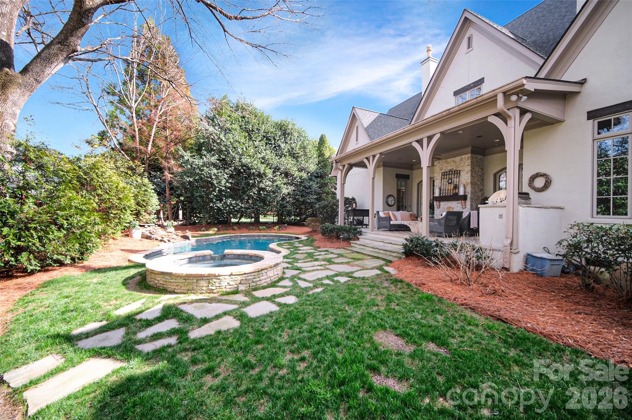 7028 Summerhill Ridge Drive
