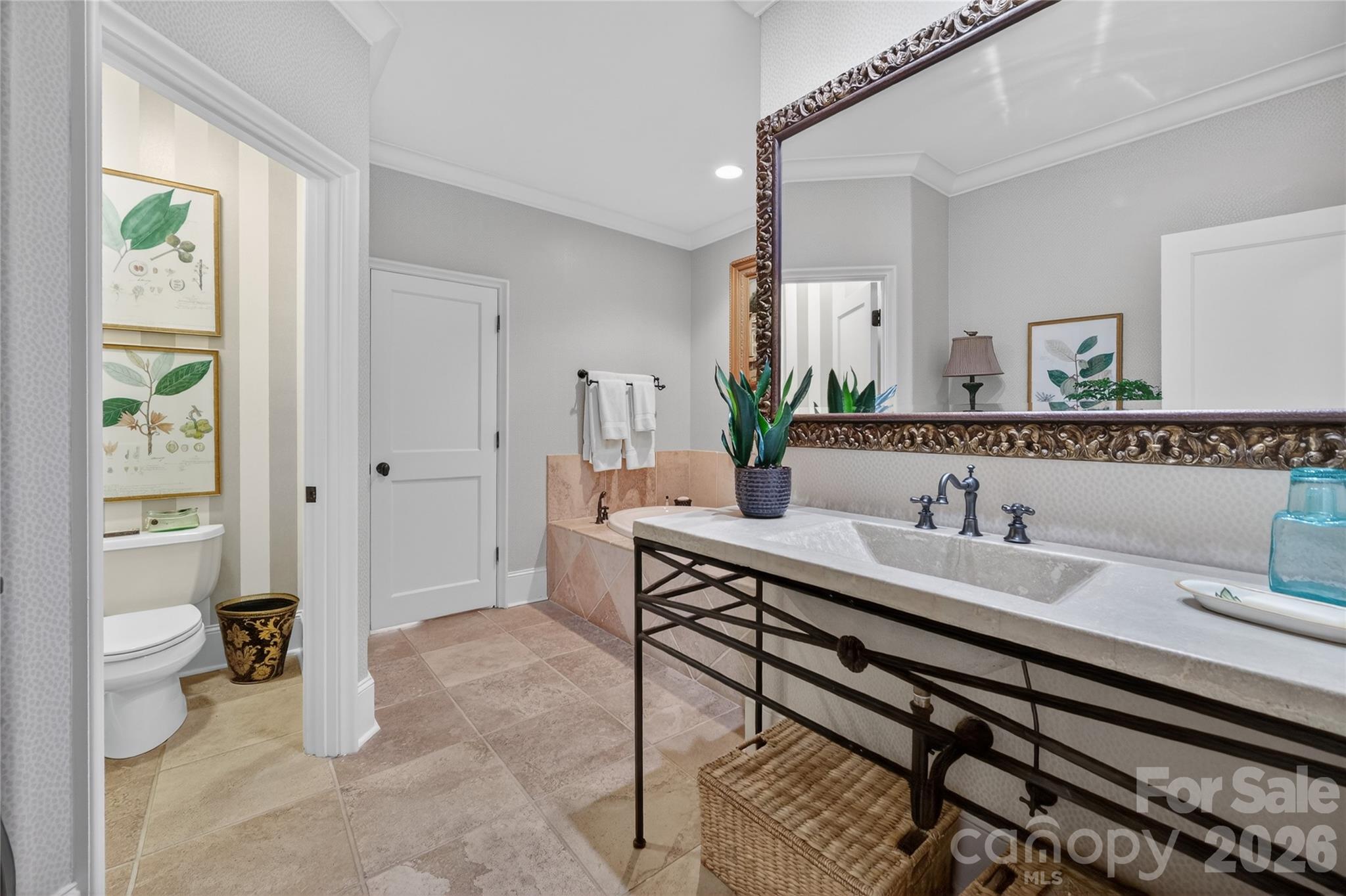 7028 Summerhill Ridge Drive