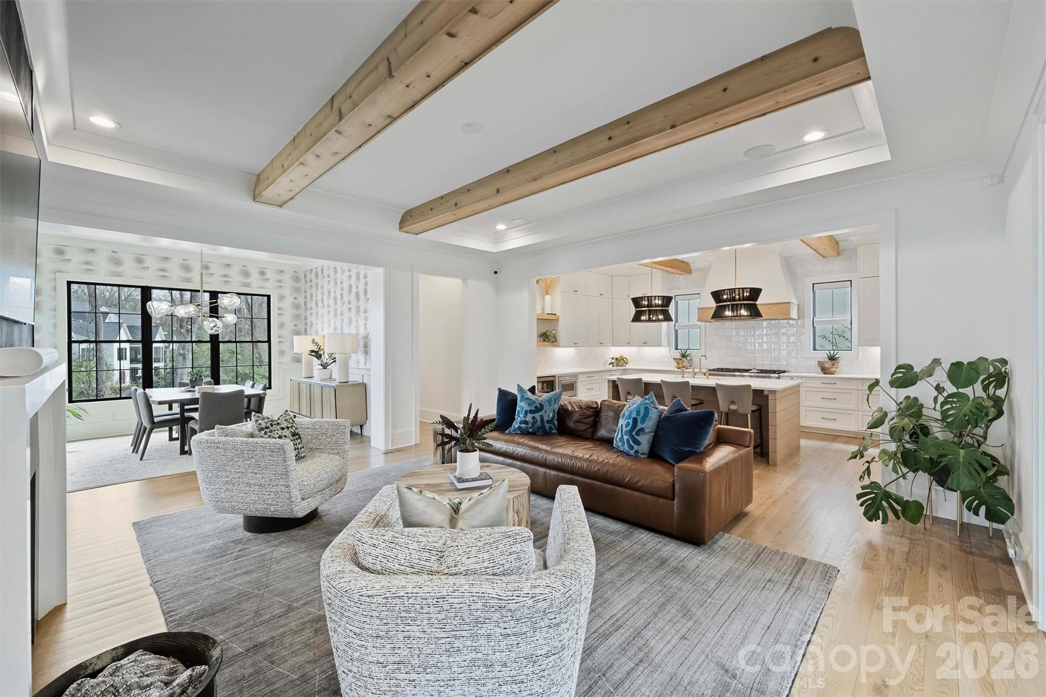 4542 Montclair Avenue