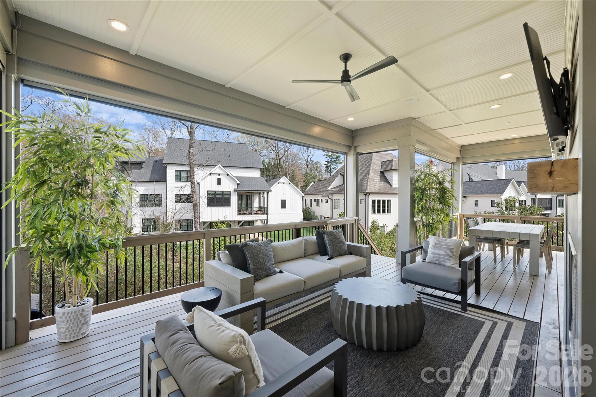 4542 Montclair Avenue