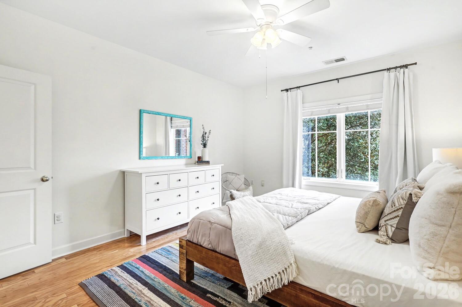 1829 Kenilworth Avenue Unit: 206B