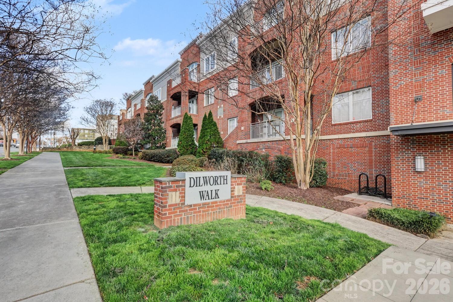 1829 Kenilworth Avenue Unit: 206B