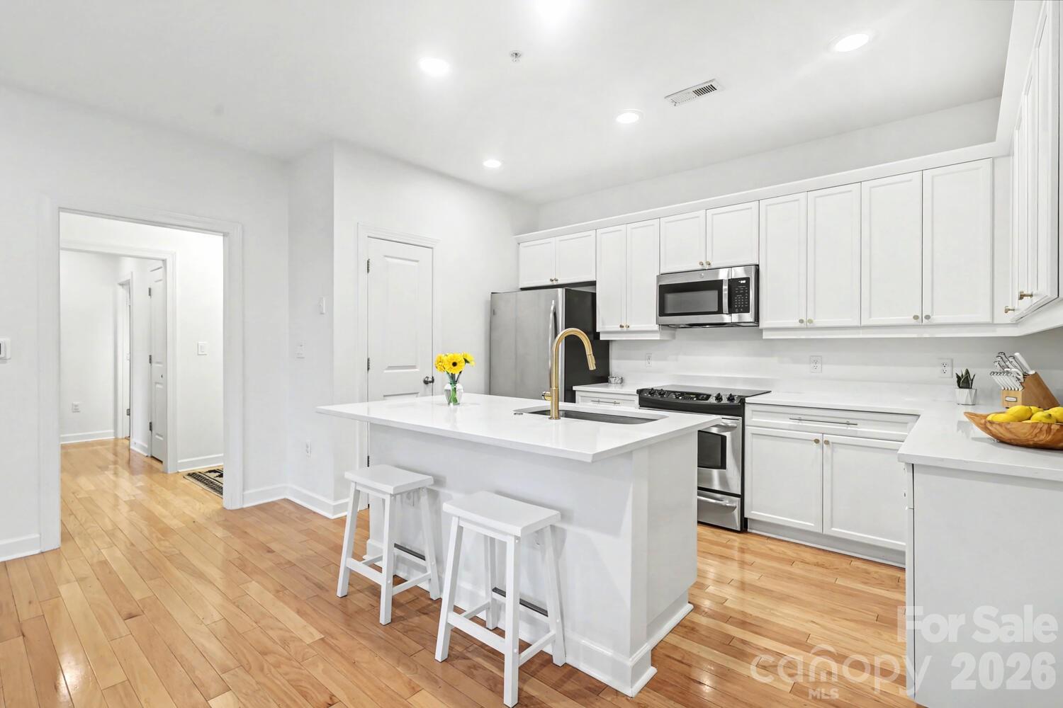1829 Kenilworth Avenue Unit: 206B