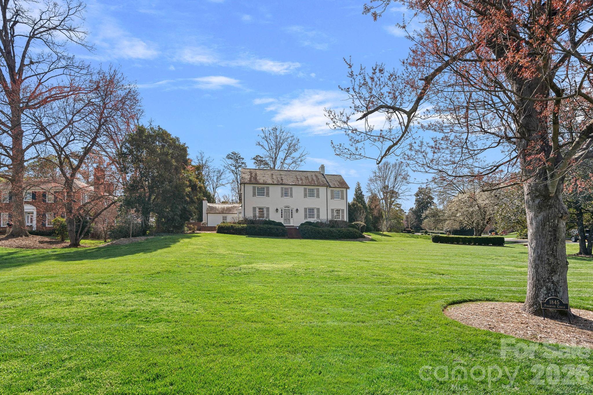 1845 Pinewood Circle