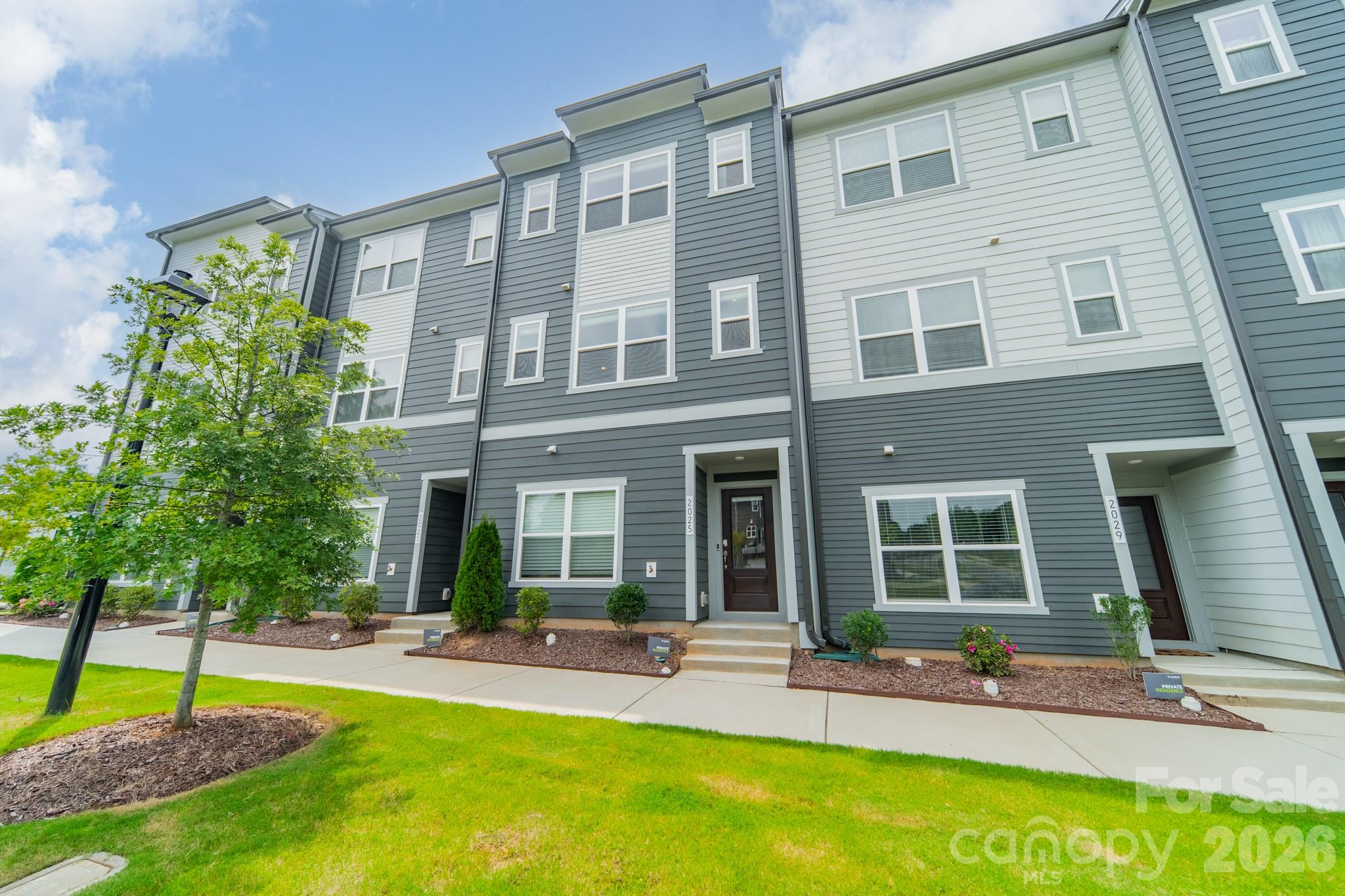 2025 Evolve Way