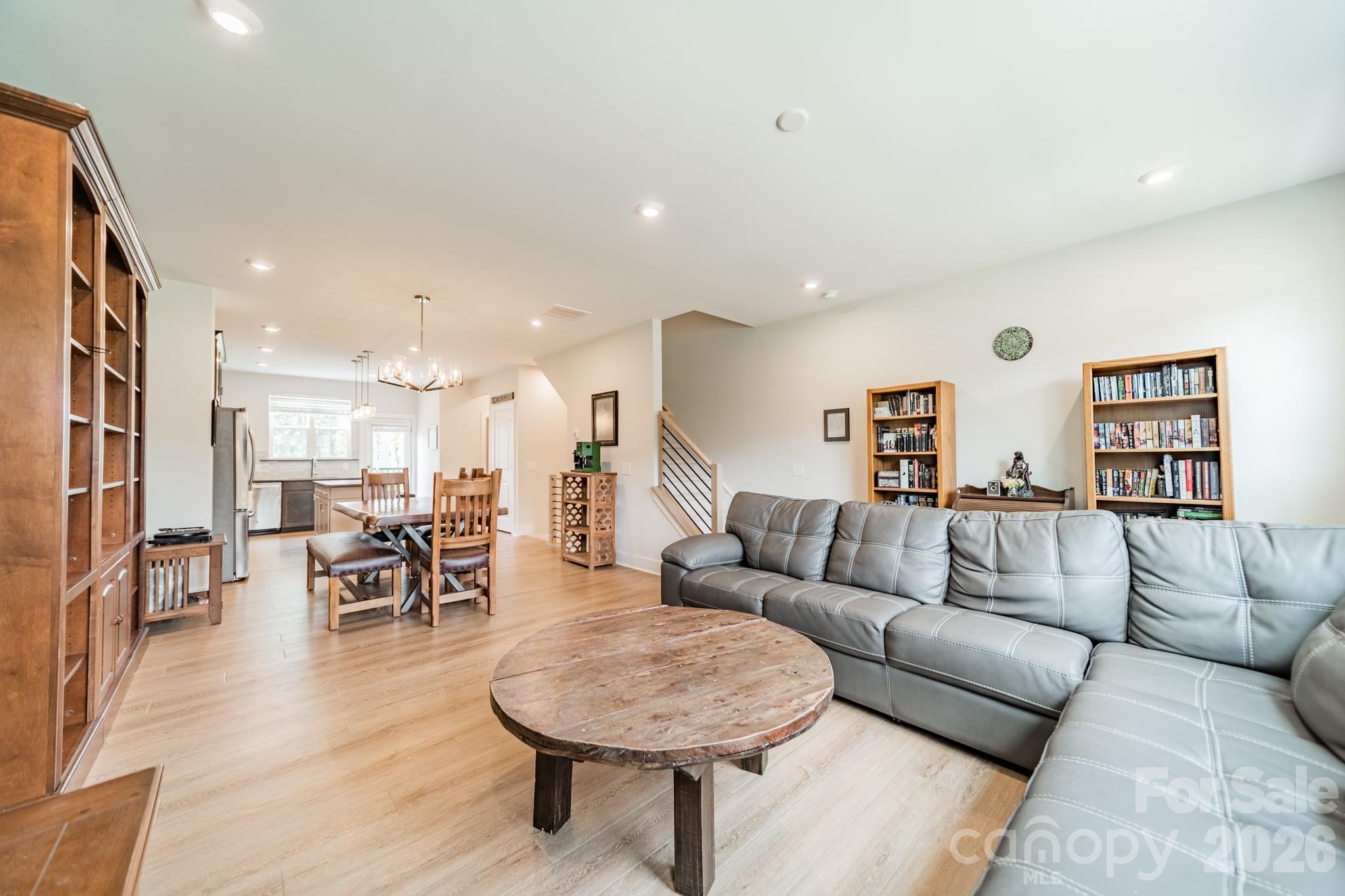2025 Evolve Way