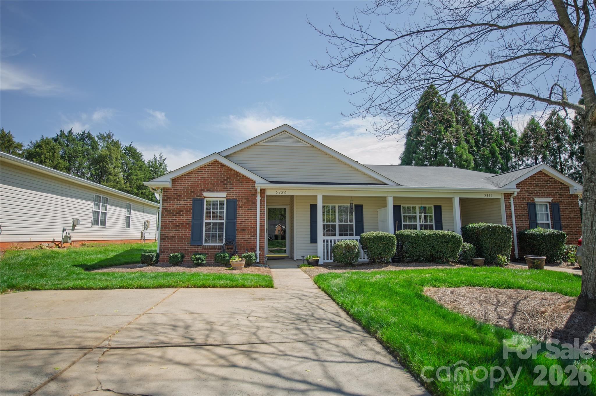 5320 Harris Cove Drive