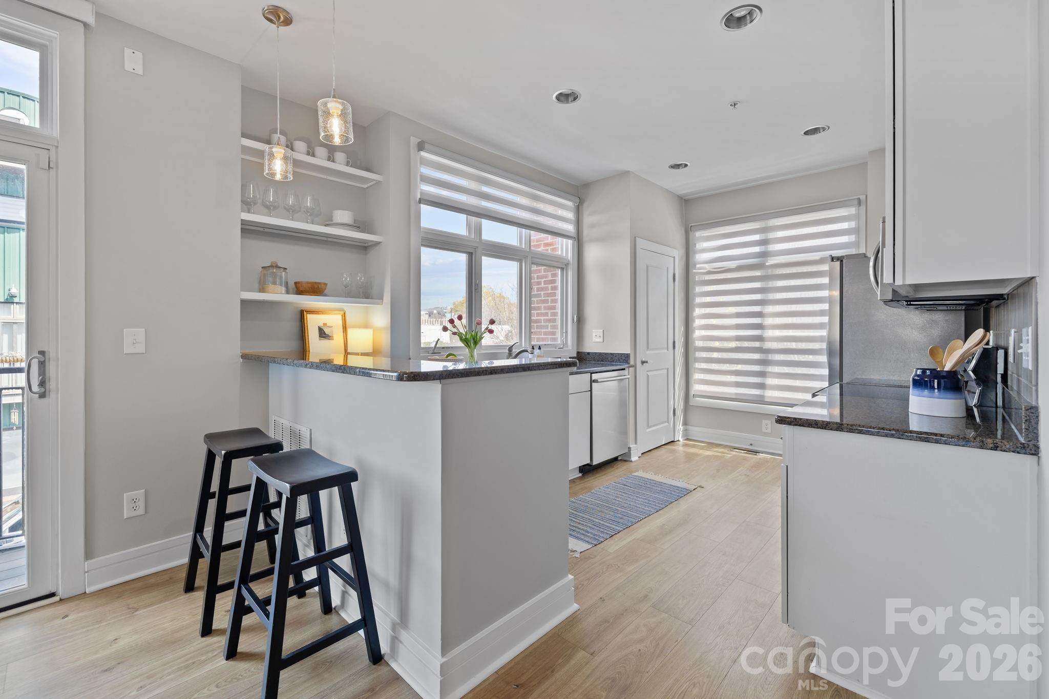 1943 Abbott Street