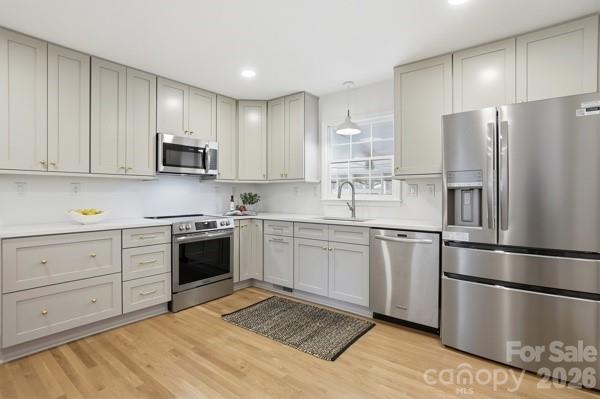 2001 Knickerbocker Drive
